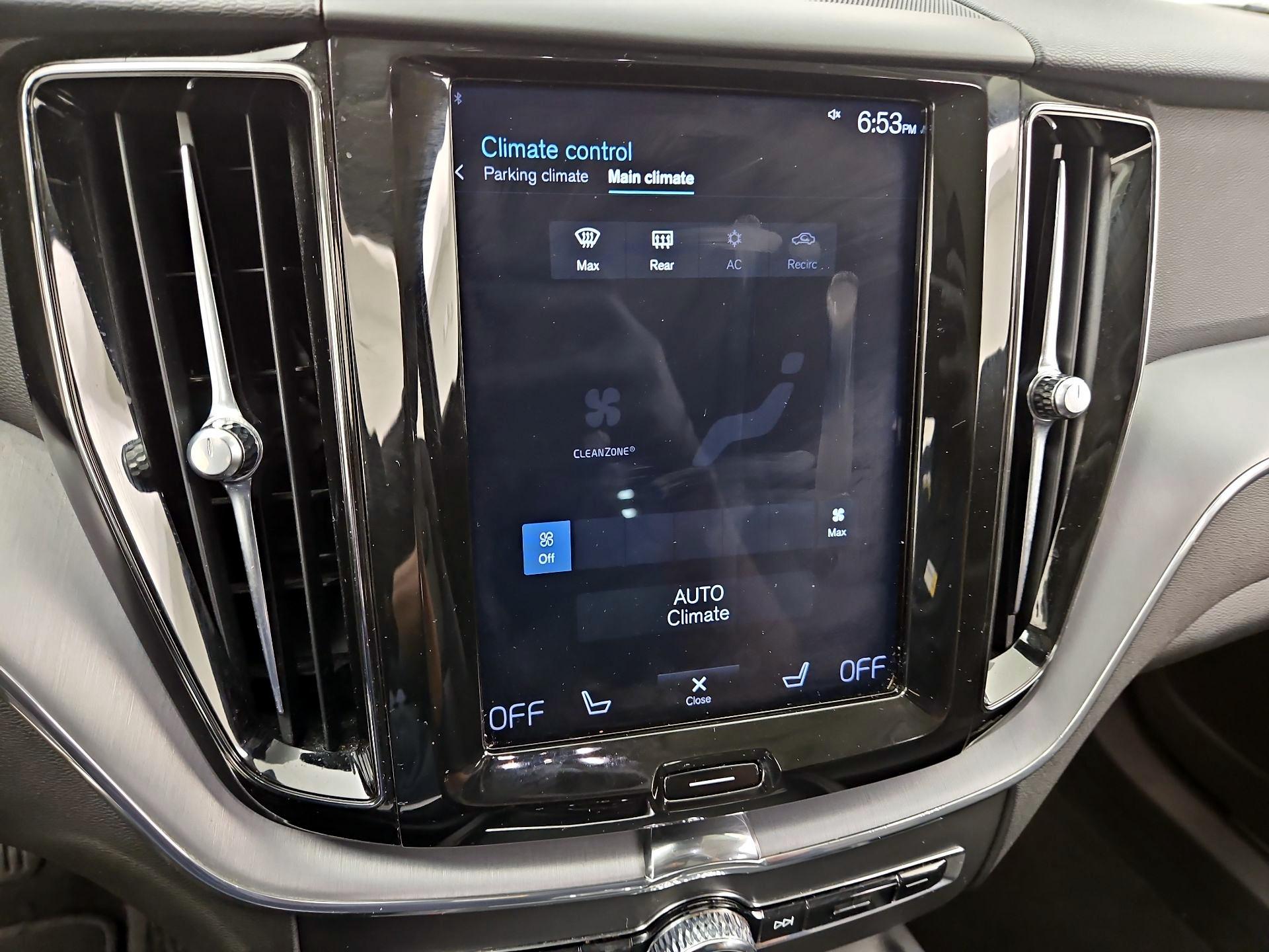 Thumbnail: 2020 Volvo XC60 - 17