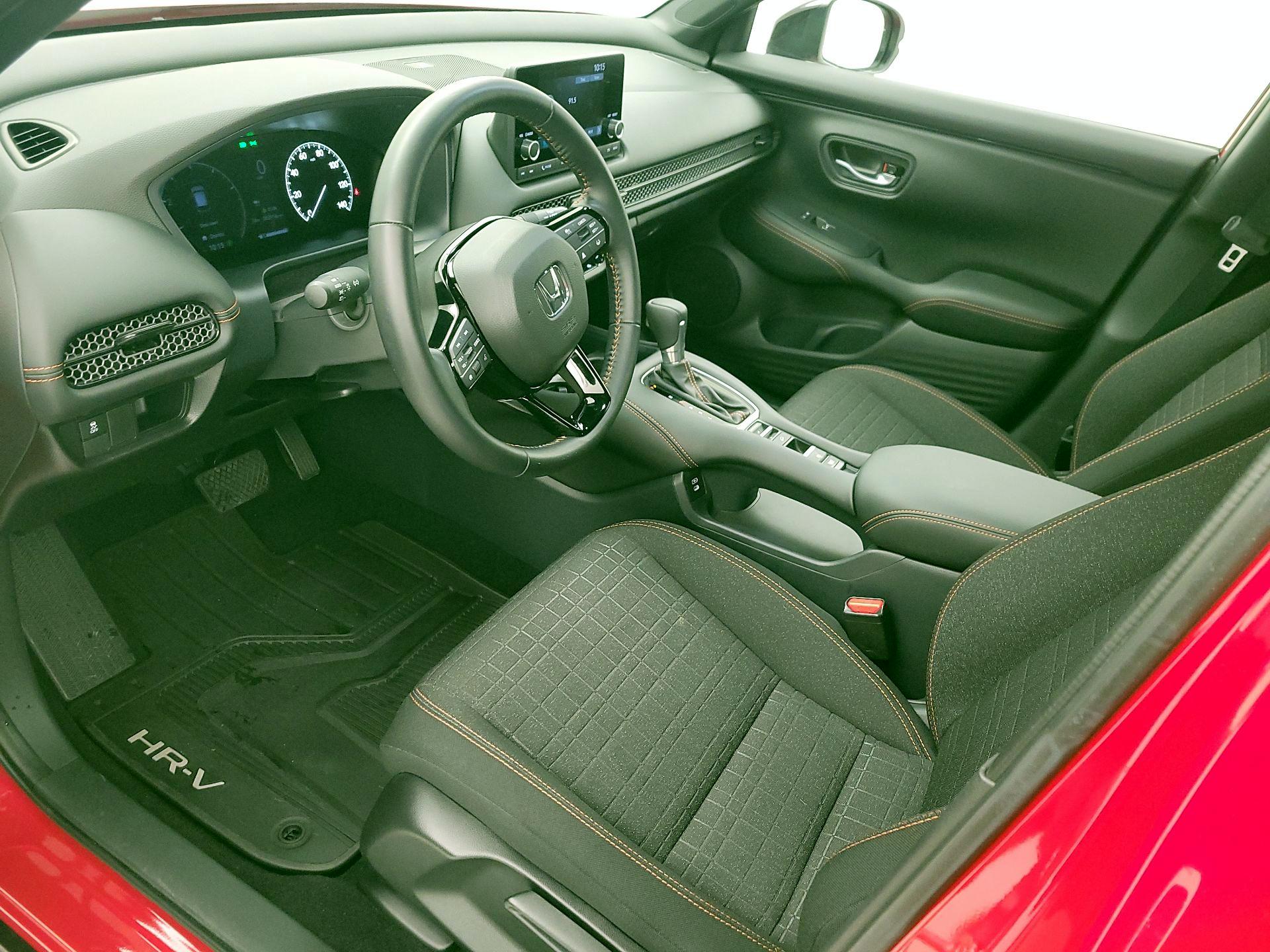 Thumbnail: 2025 Honda HR-V - 11