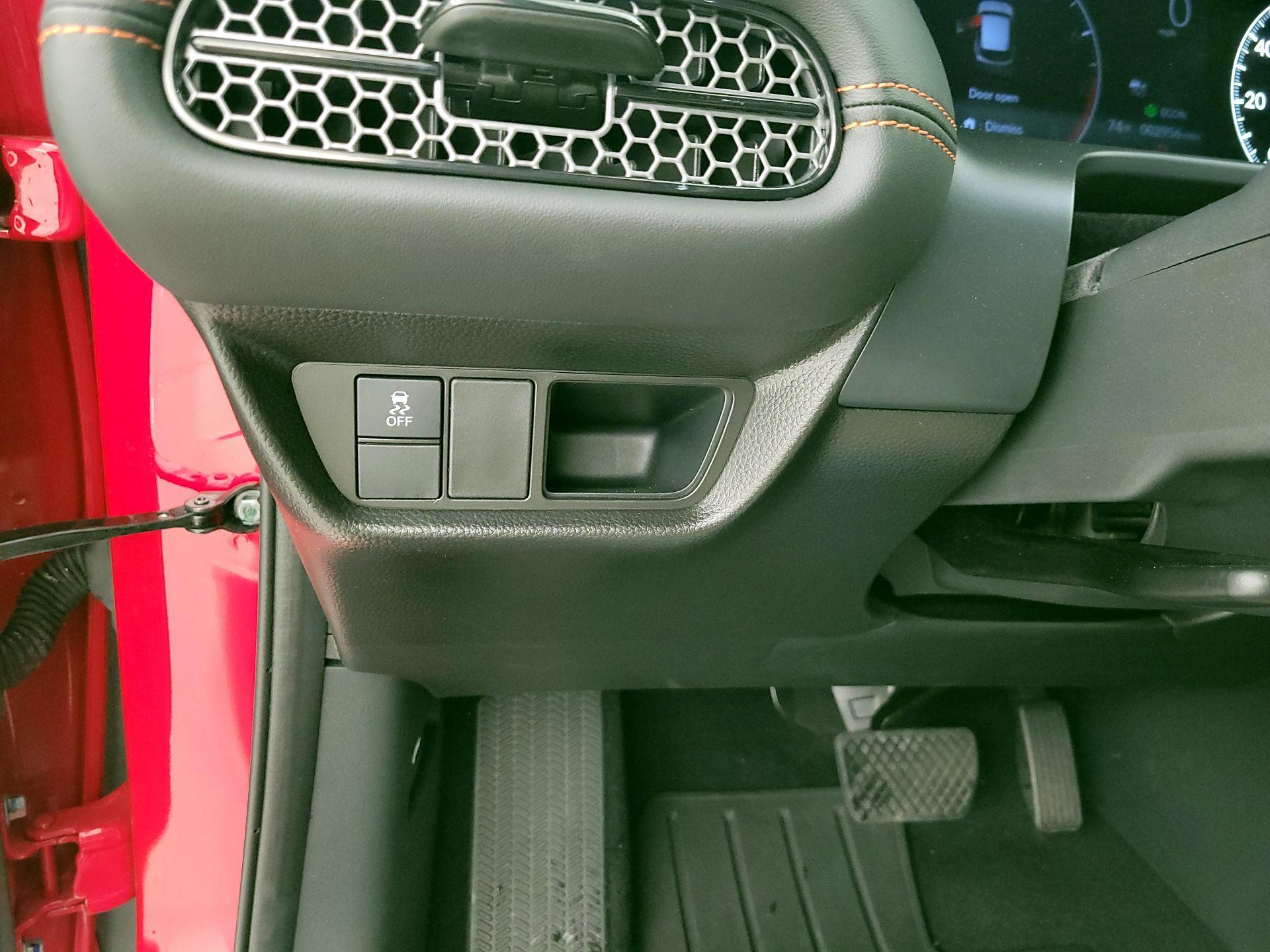 Thumbnail: 2025 Honda HR-V - 13