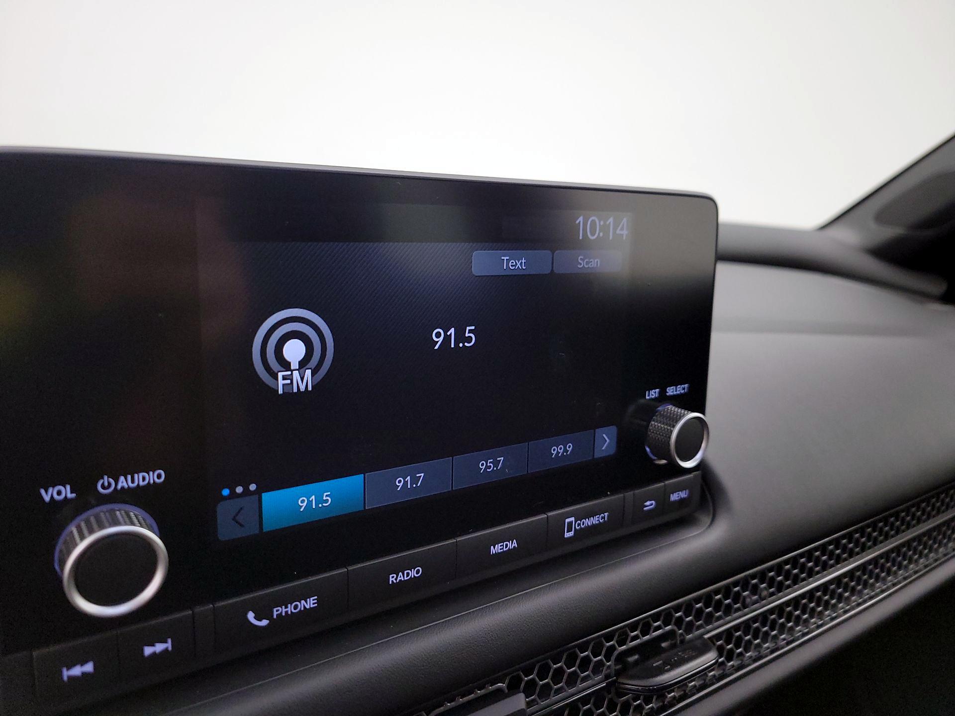 Thumbnail: 2025 Honda HR-V - 15