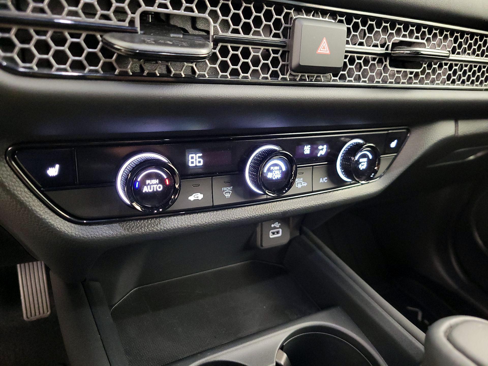 Thumbnail: 2025 Honda HR-V - 16