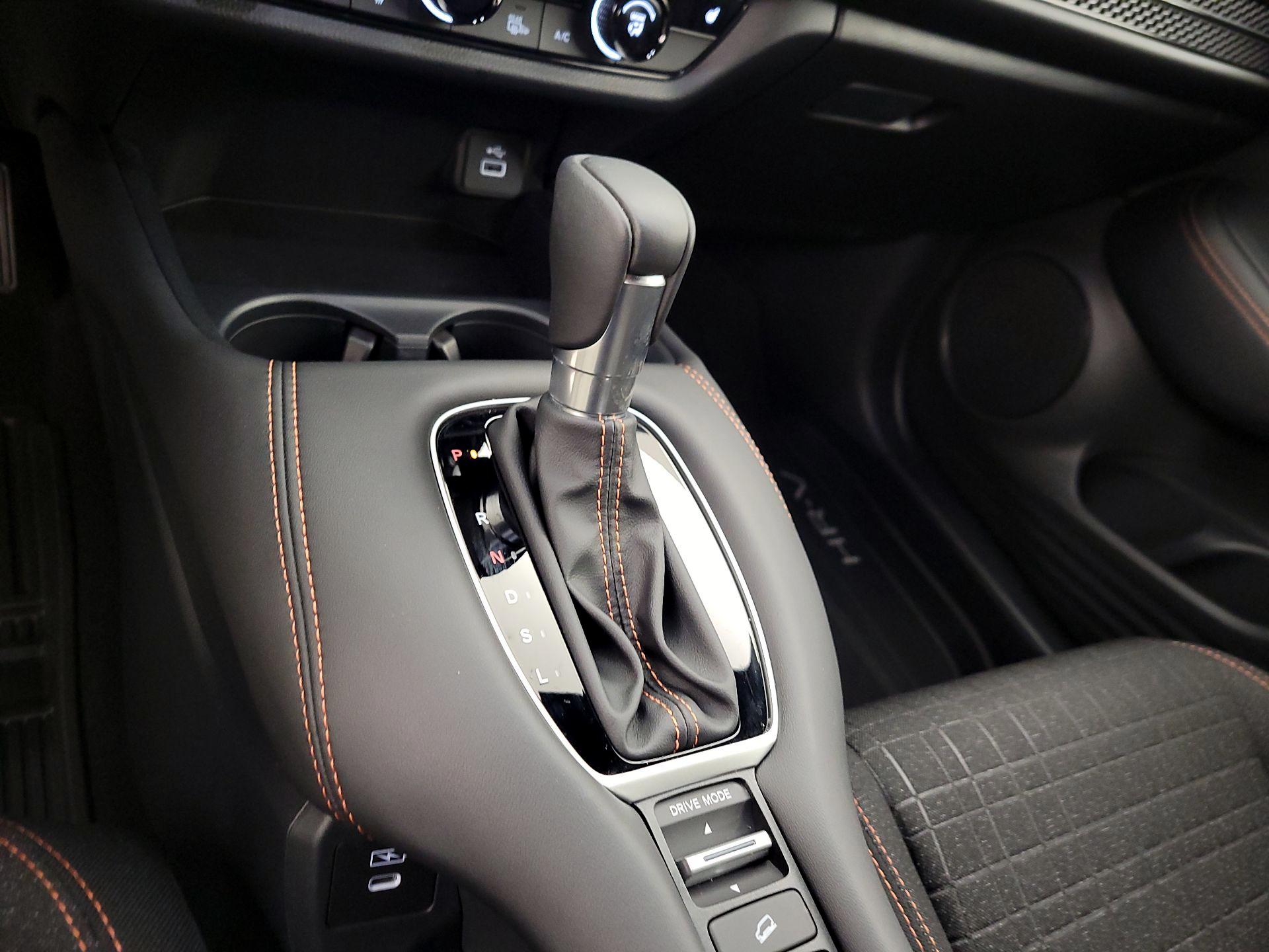 Thumbnail: 2025 Honda HR-V - 17