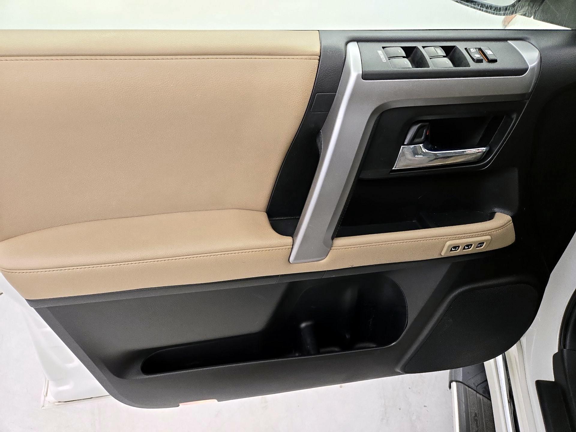 Thumbnail: 2018 Toyota 4Runner - 12