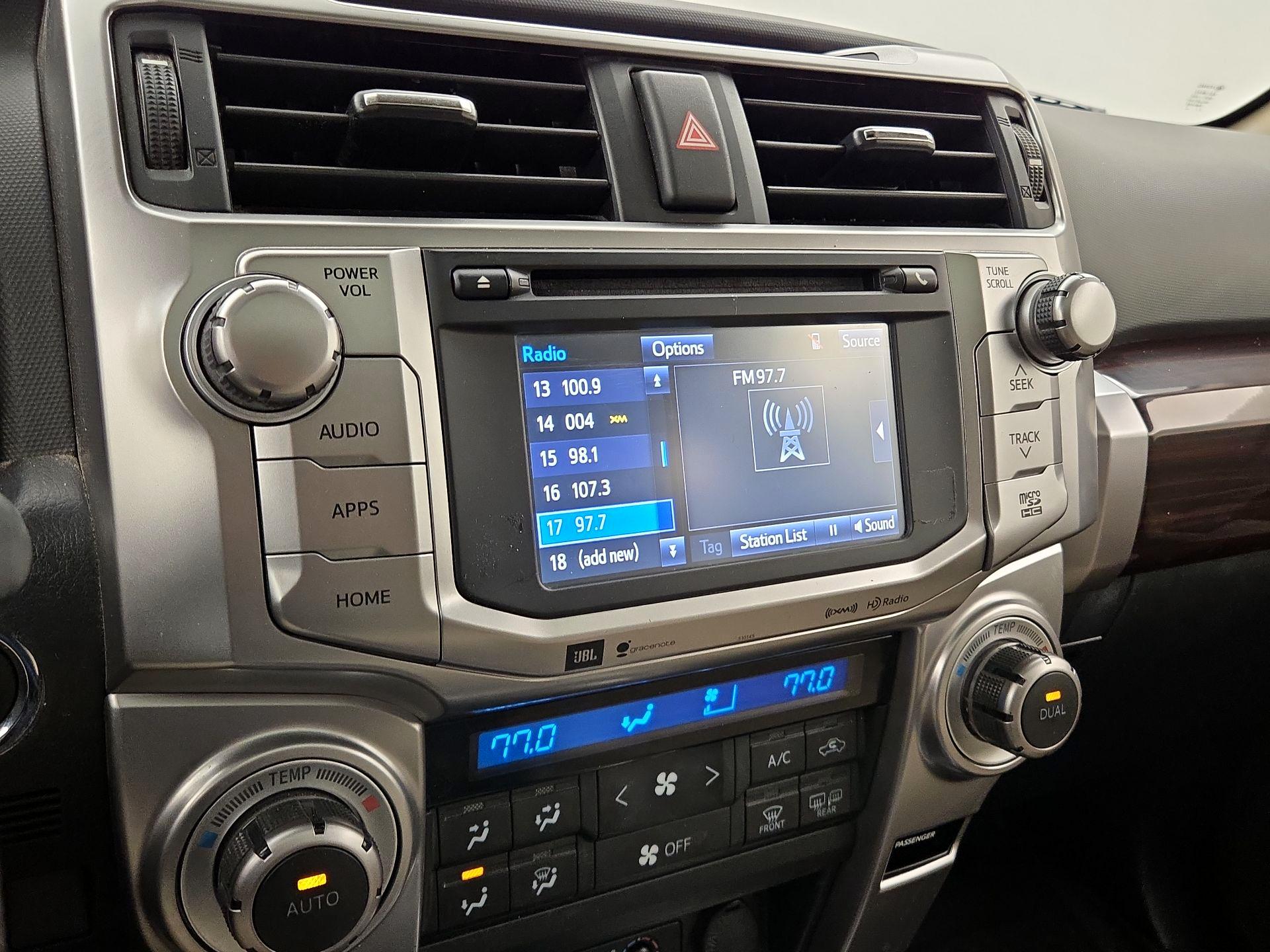 Thumbnail: 2018 Toyota 4Runner - 16