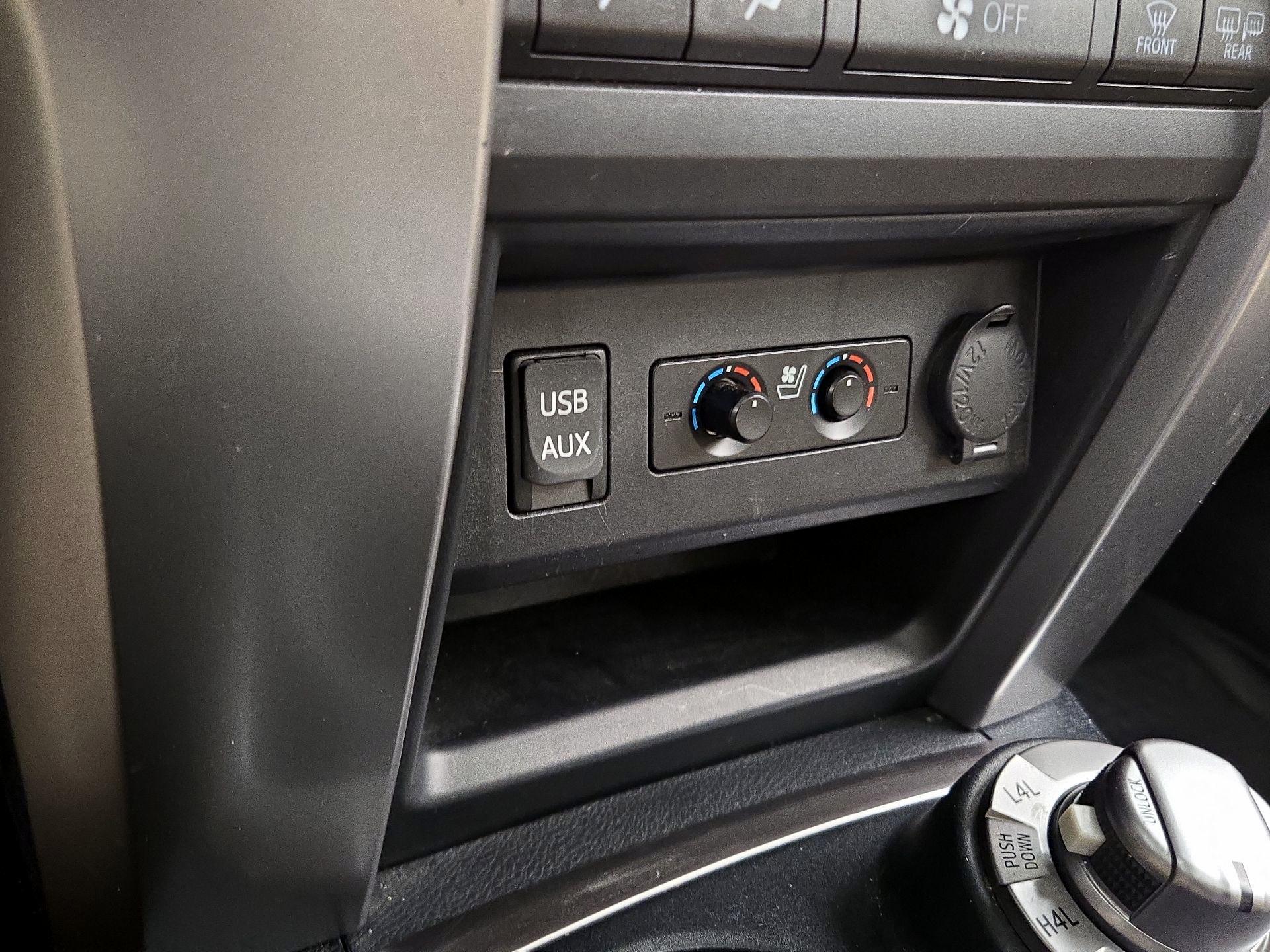 Thumbnail: 2018 Toyota 4Runner - 19