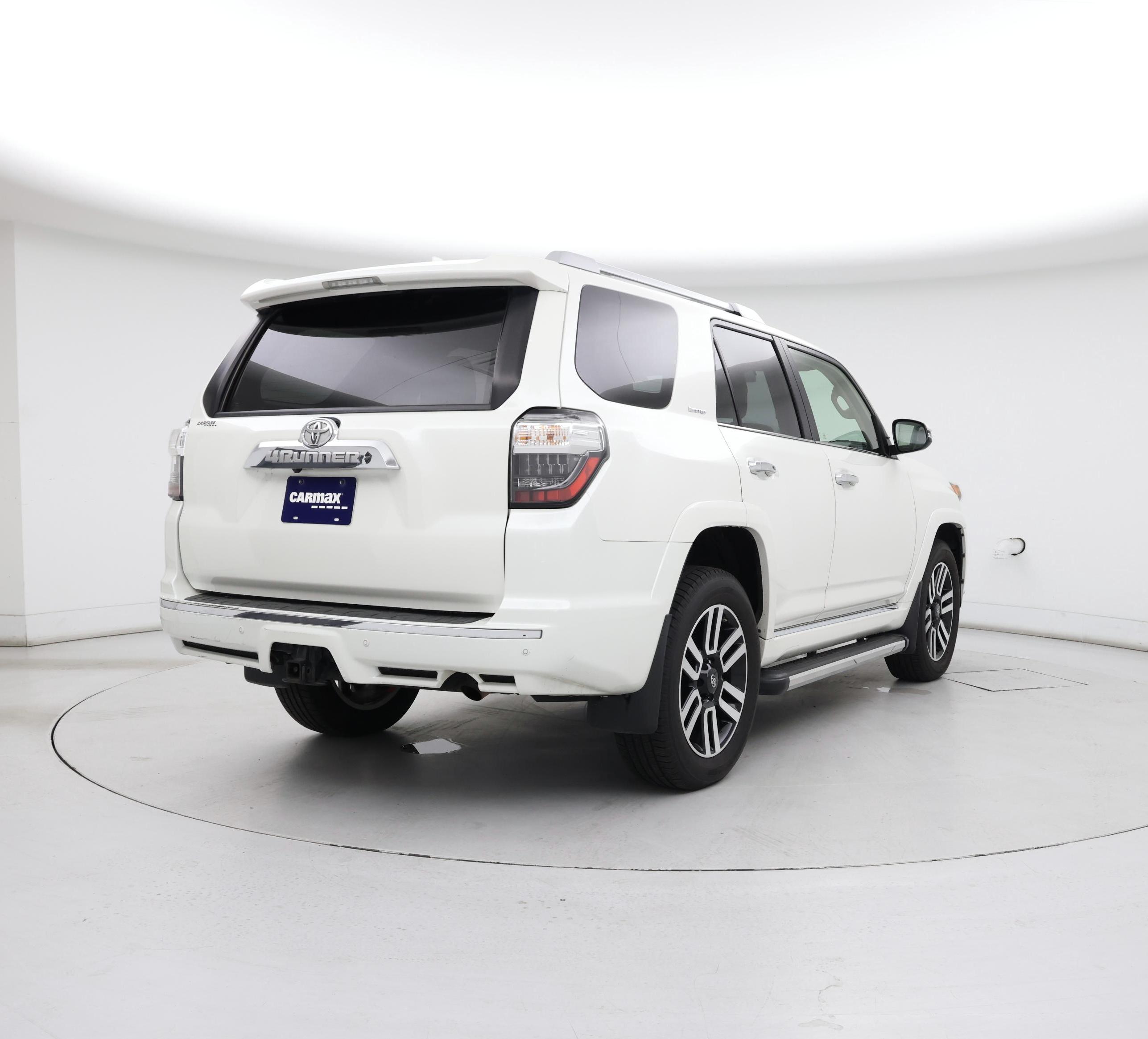 Thumbnail: 2018 Toyota 4Runner - 8