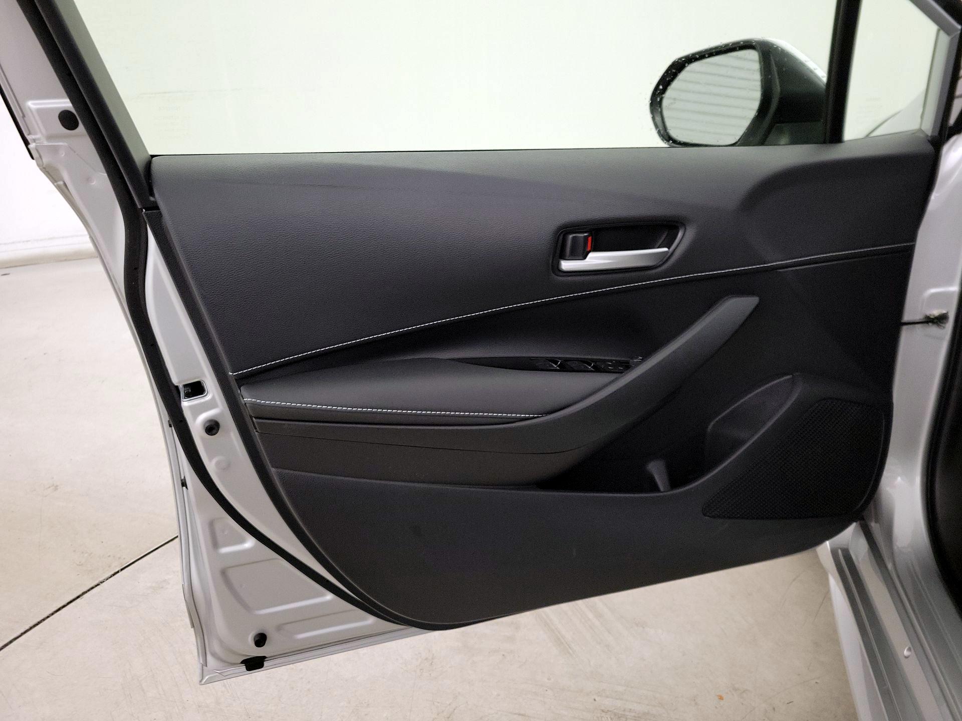 Thumbnail: 2022 Toyota Corolla - 12