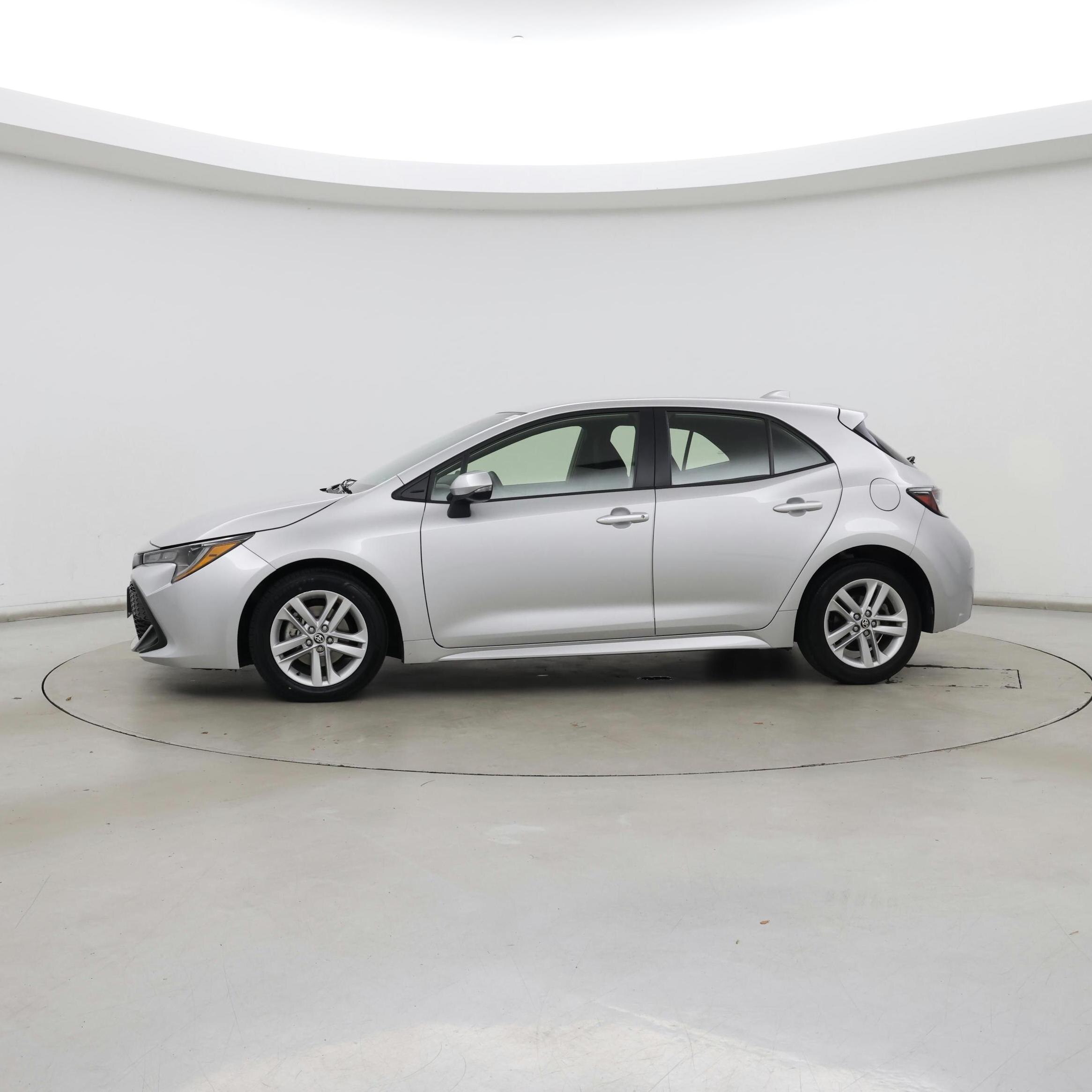 Thumbnail: 2022 Toyota Corolla - 3