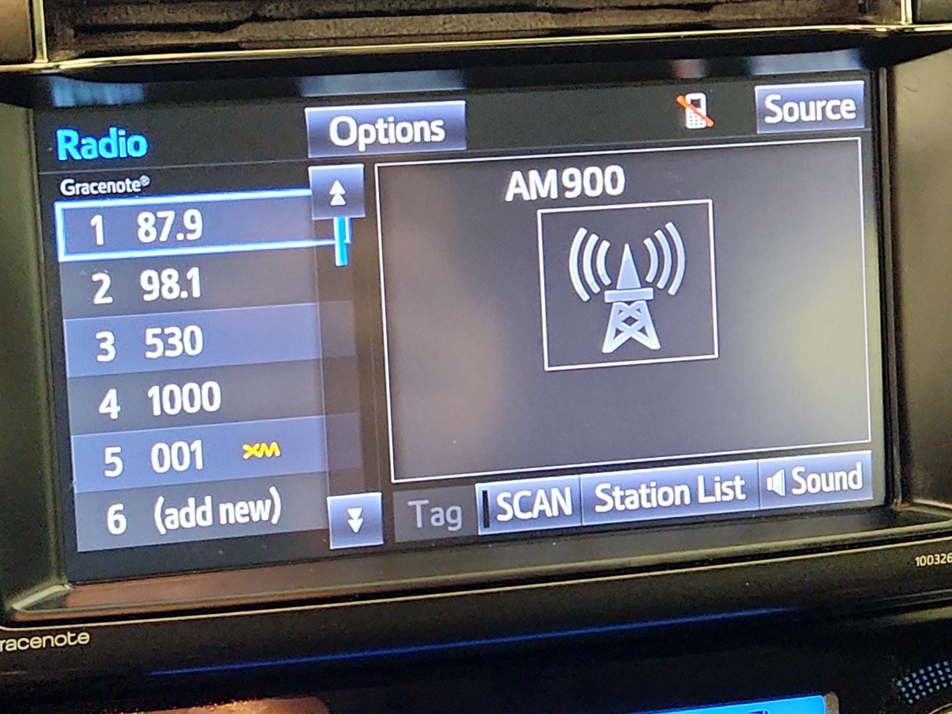 Thumbnail: 2015 Toyota RAV4 - 15