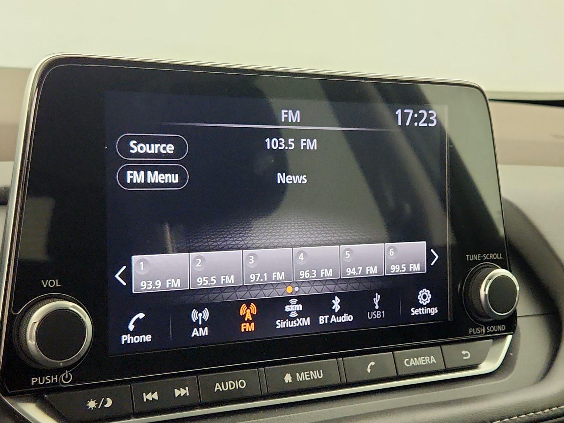 Thumbnail: 2023 Nissan Rogue - 15