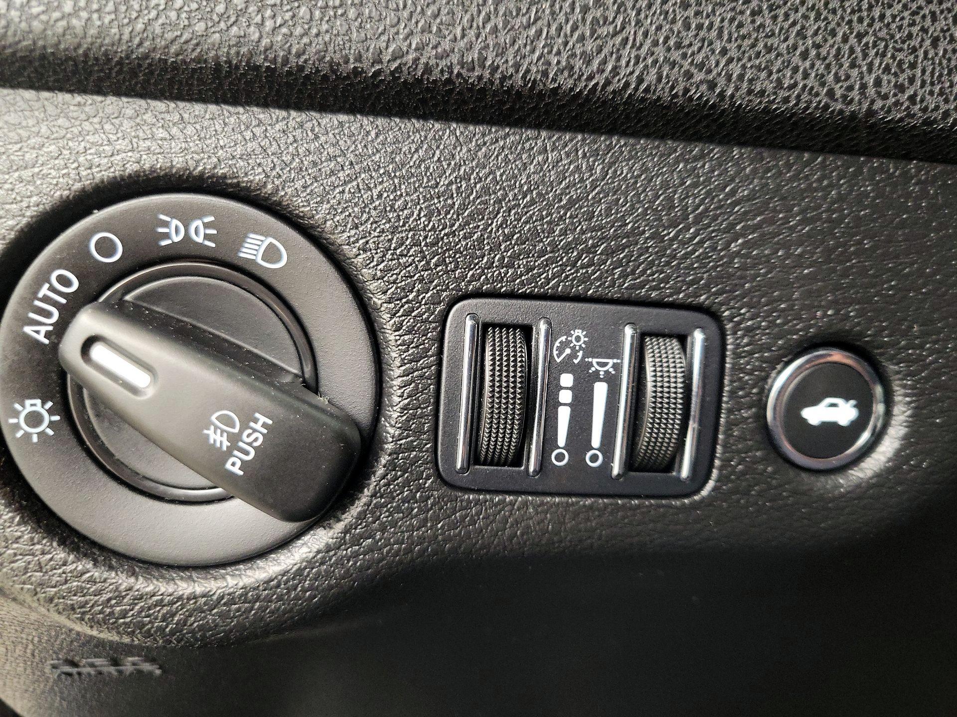 Thumbnail: 2023 Dodge Charger - 13