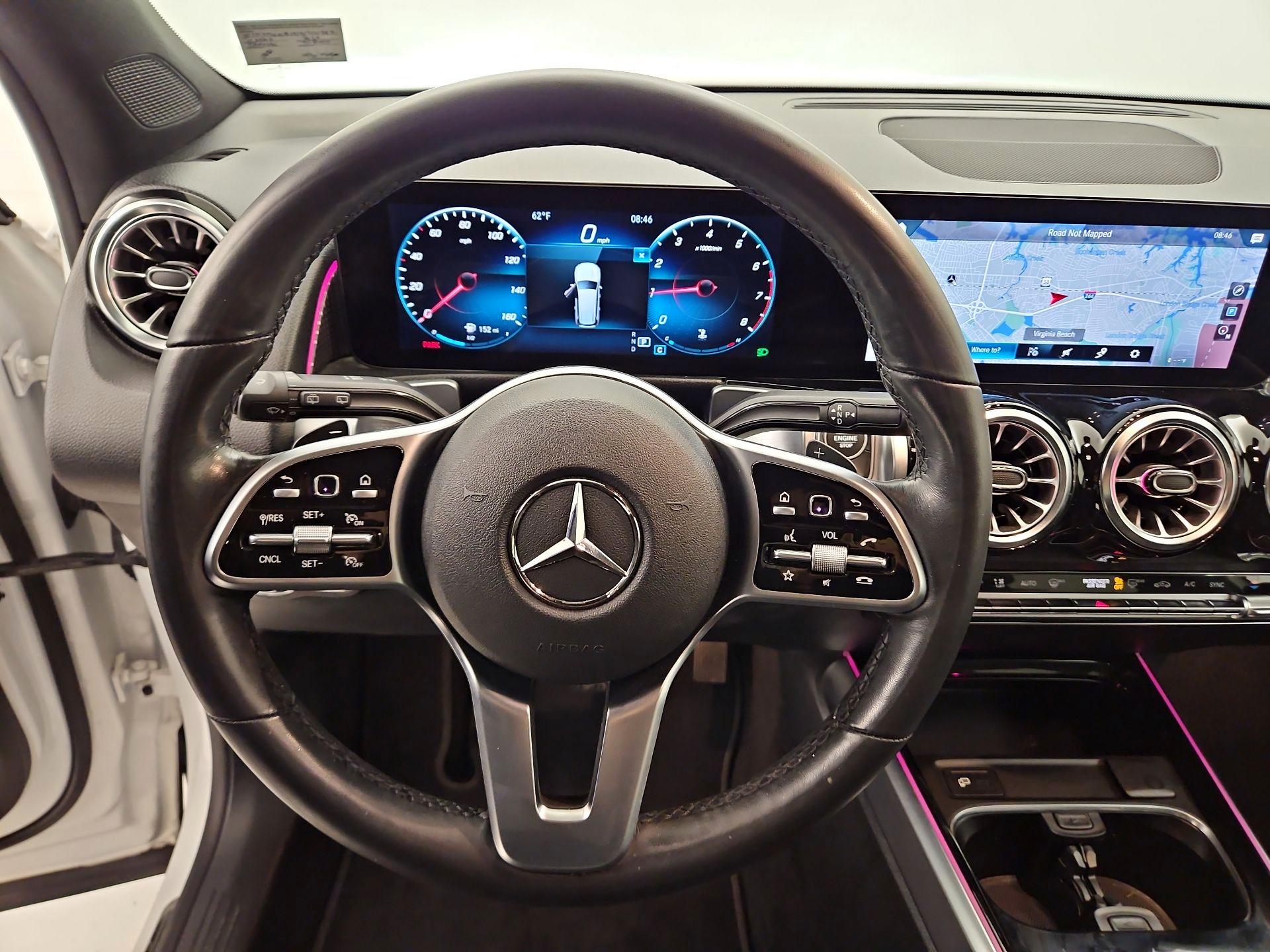 Thumbnail: 2022 Mercedes-Benz GLB - 10