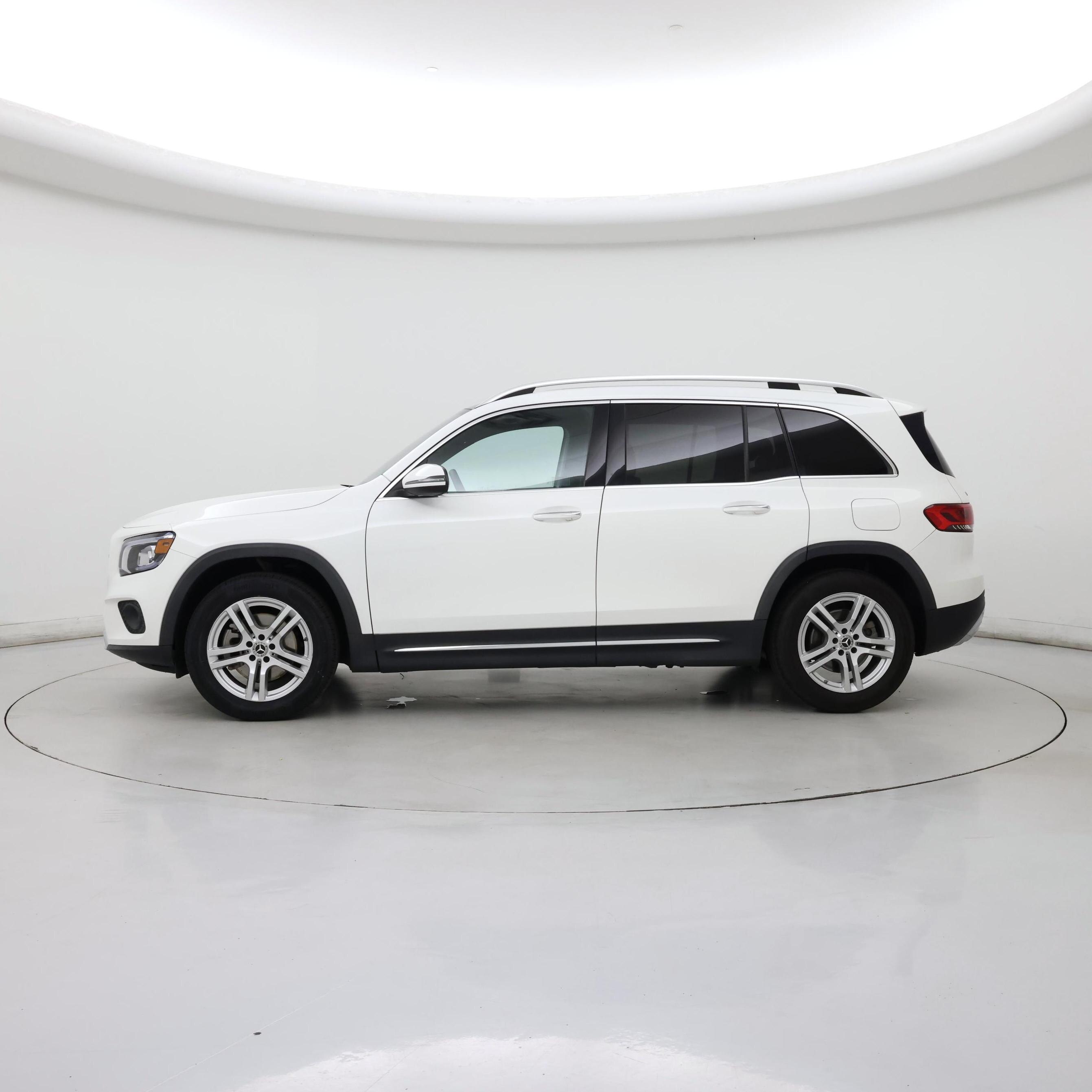 Thumbnail: 2022 Mercedes-Benz GLB - 3