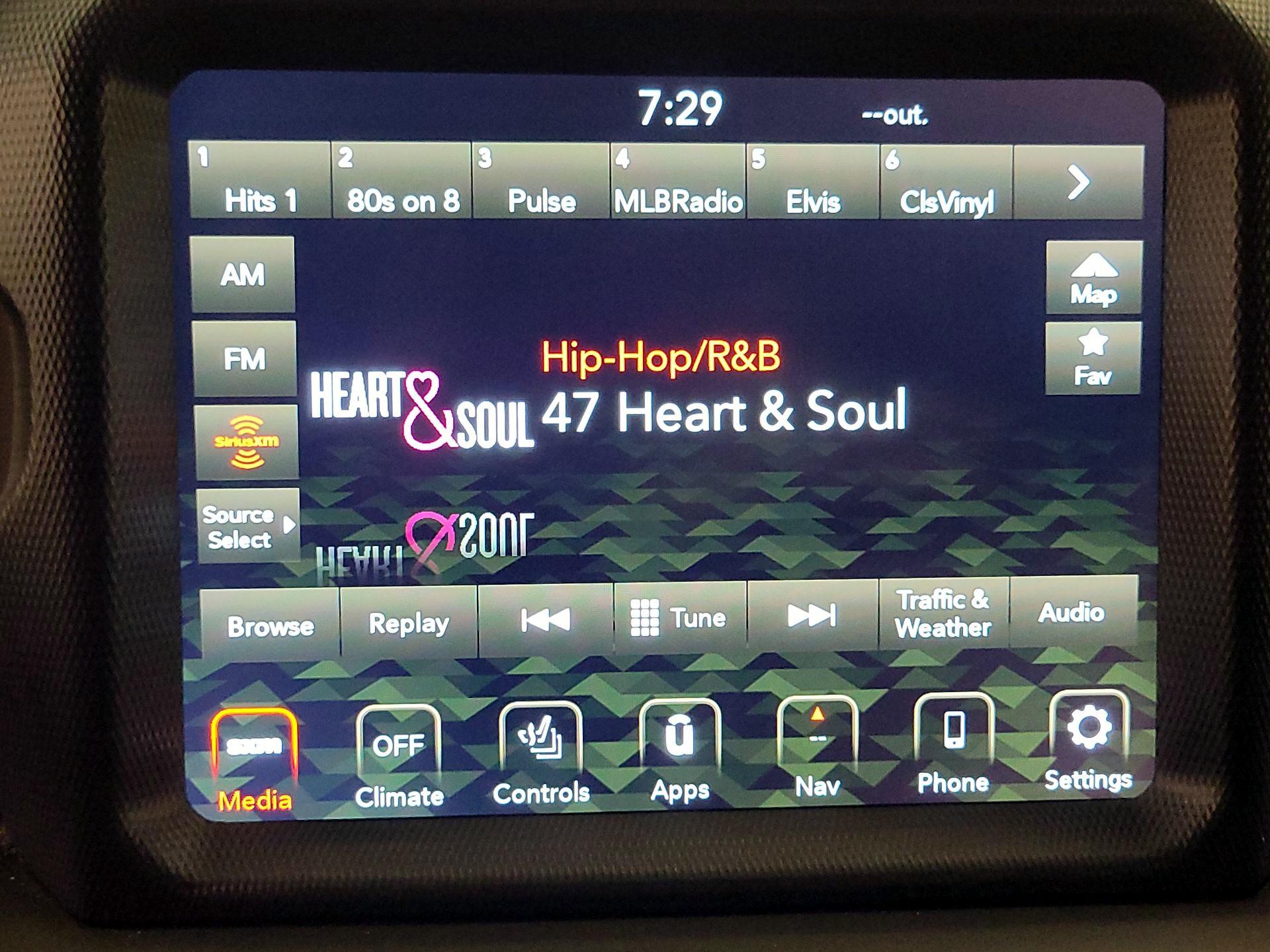 Thumbnail: 2021 Jeep Gladiator - 16