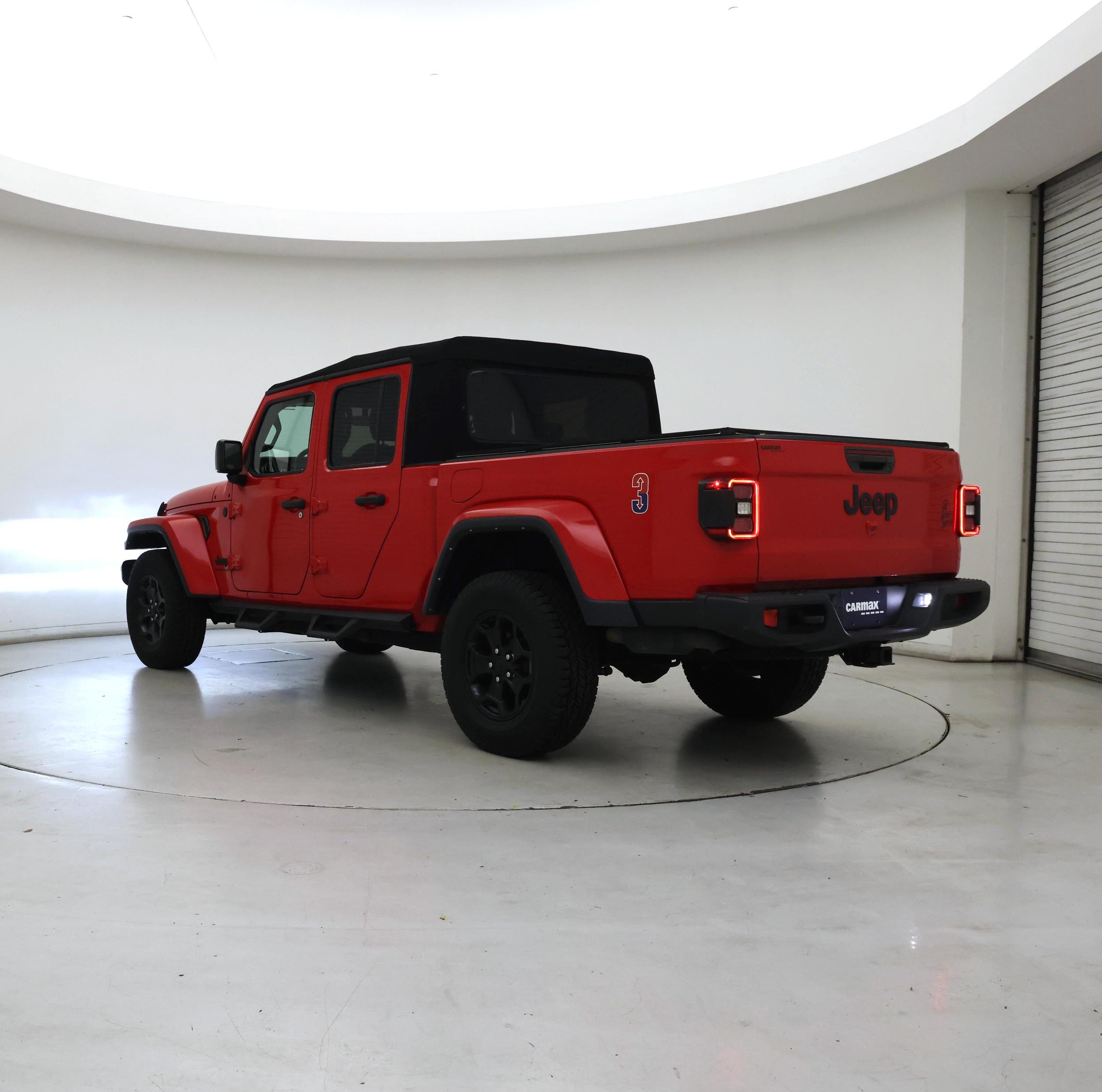 Thumbnail: 2021 Jeep Gladiator - 2