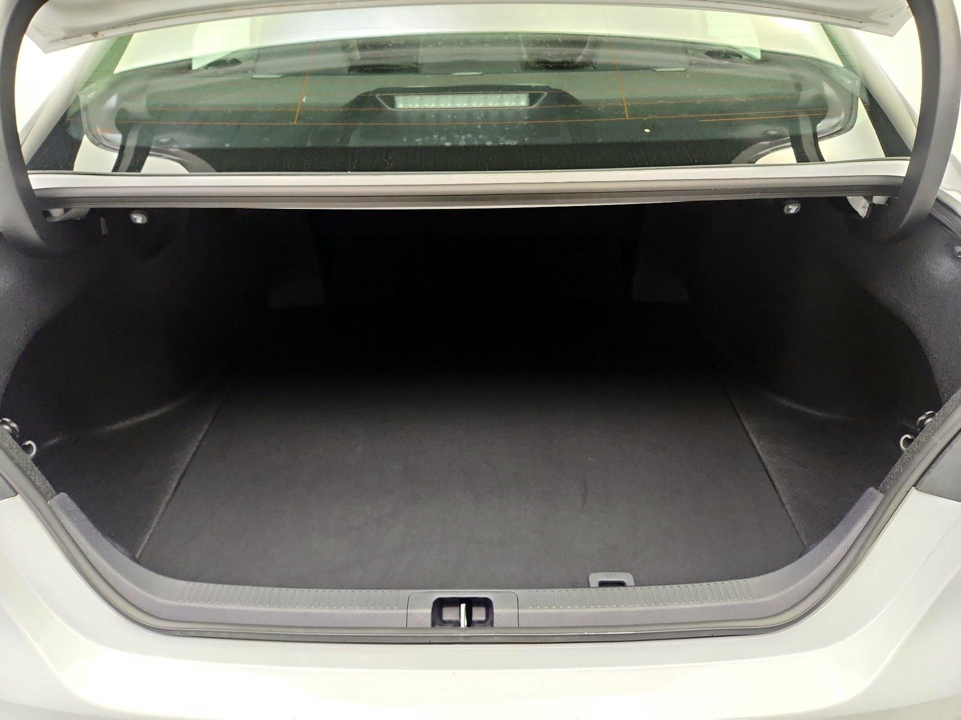 Thumbnail: 2023 Toyota Camry - 20