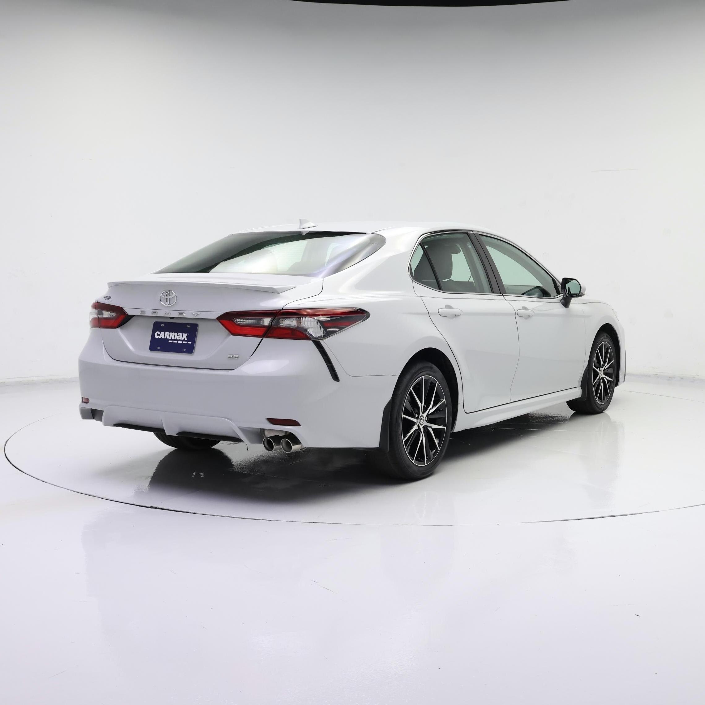 Thumbnail: 2023 Toyota Camry - 8