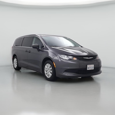 2020 Chrysler Voyager L