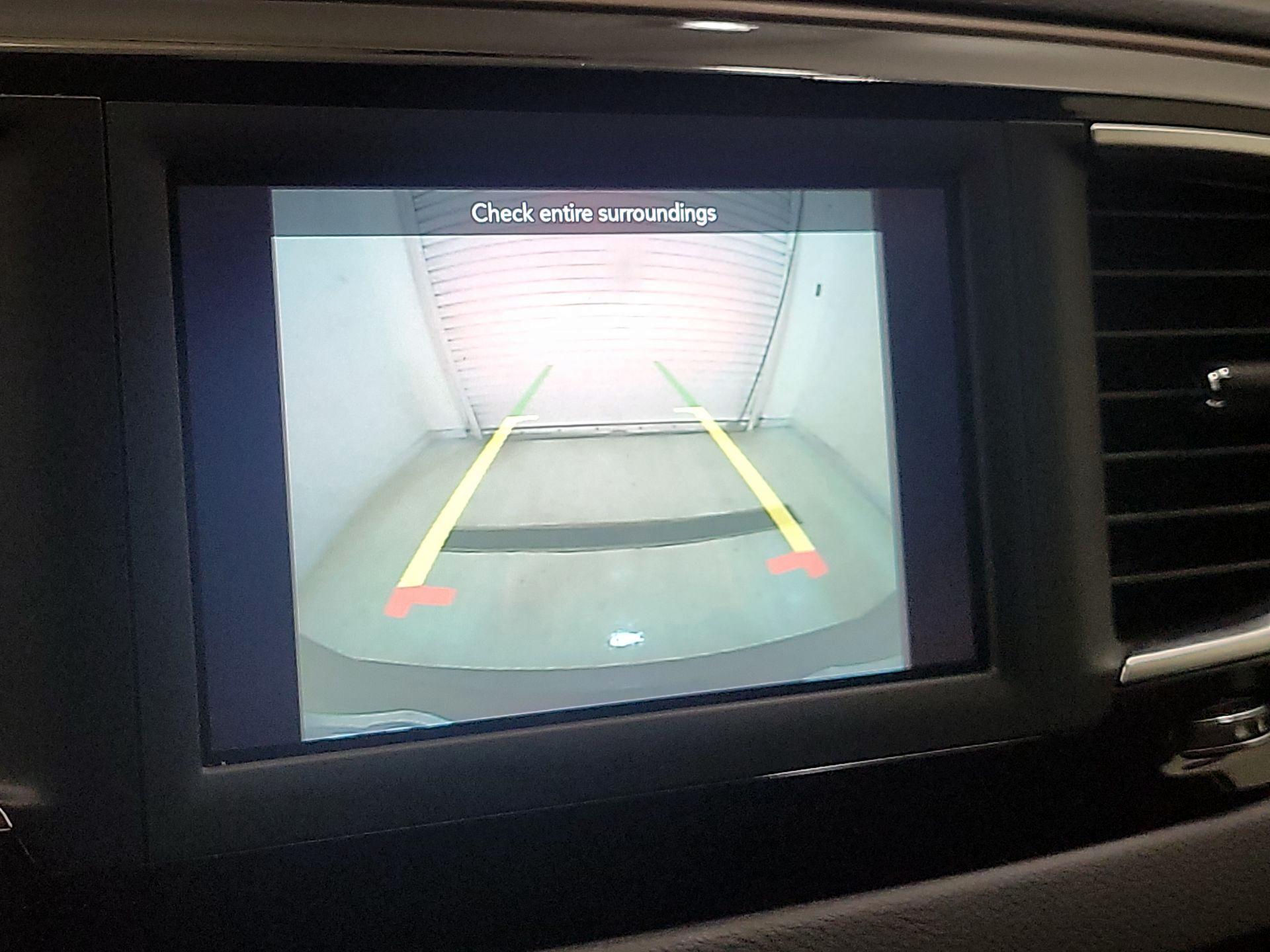 Thumbnail: 2020 Chrysler Voyager - 14