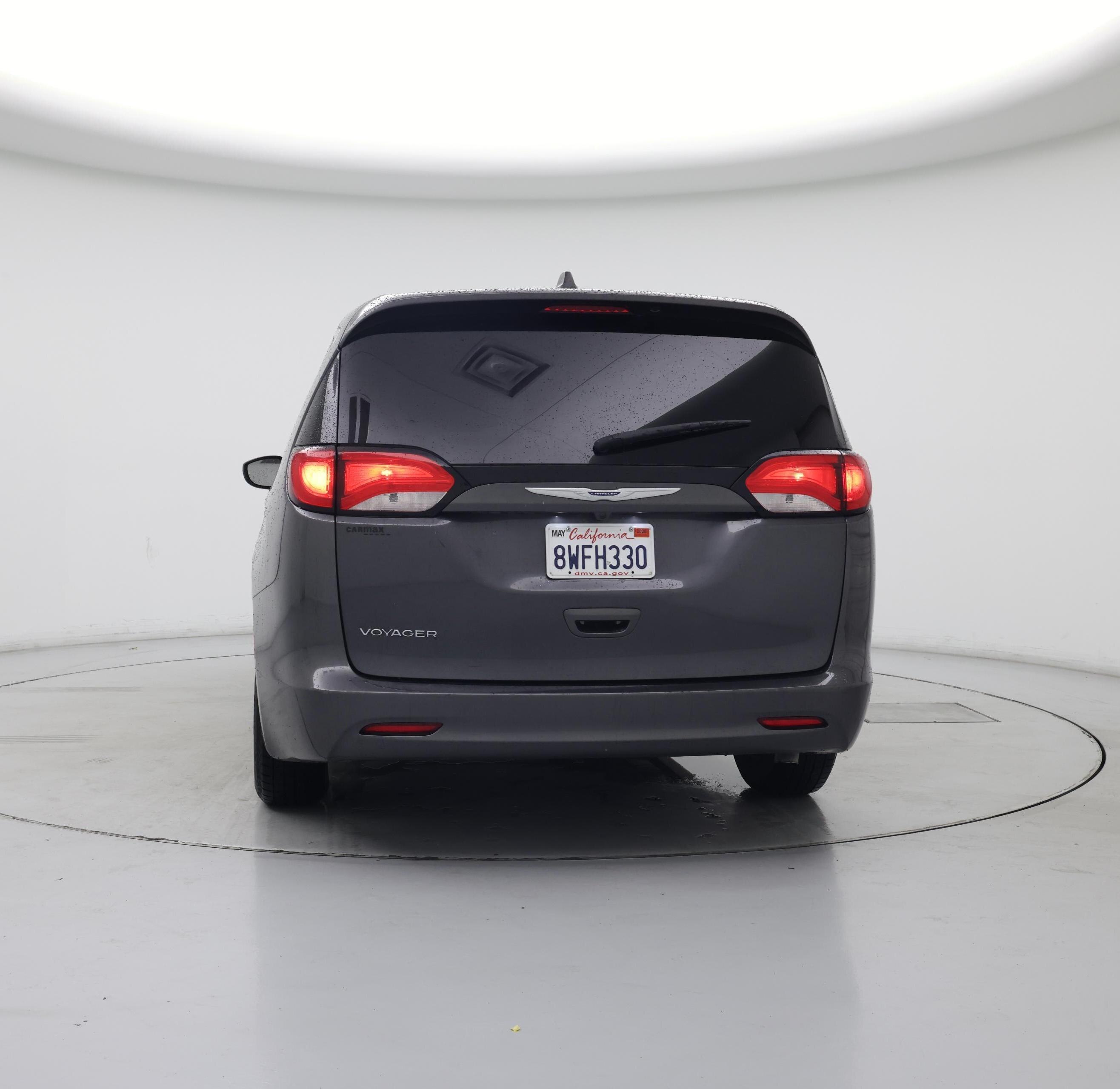 Thumbnail: 2020 Chrysler Voyager - 6