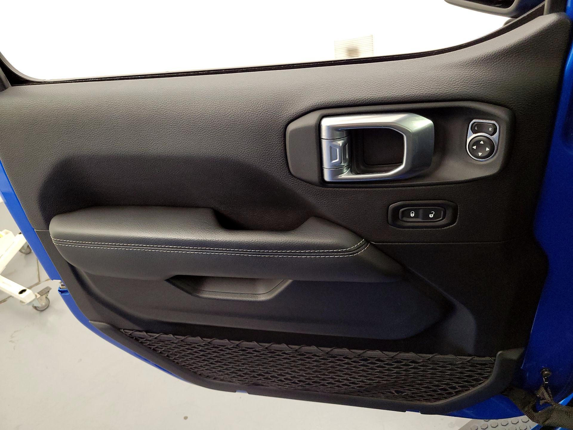 Thumbnail: 2021 Jeep Wrangler - 12