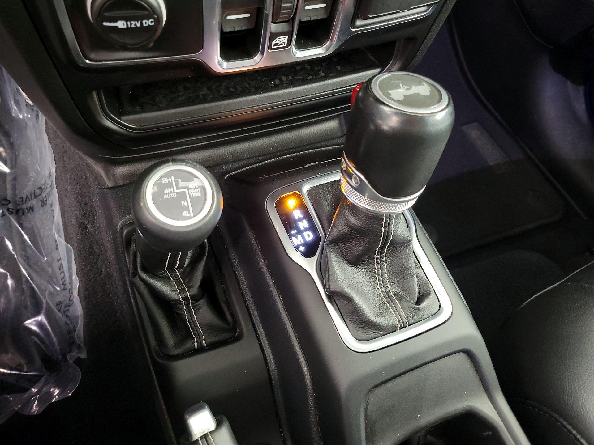 Thumbnail: 2021 Jeep Wrangler - 18