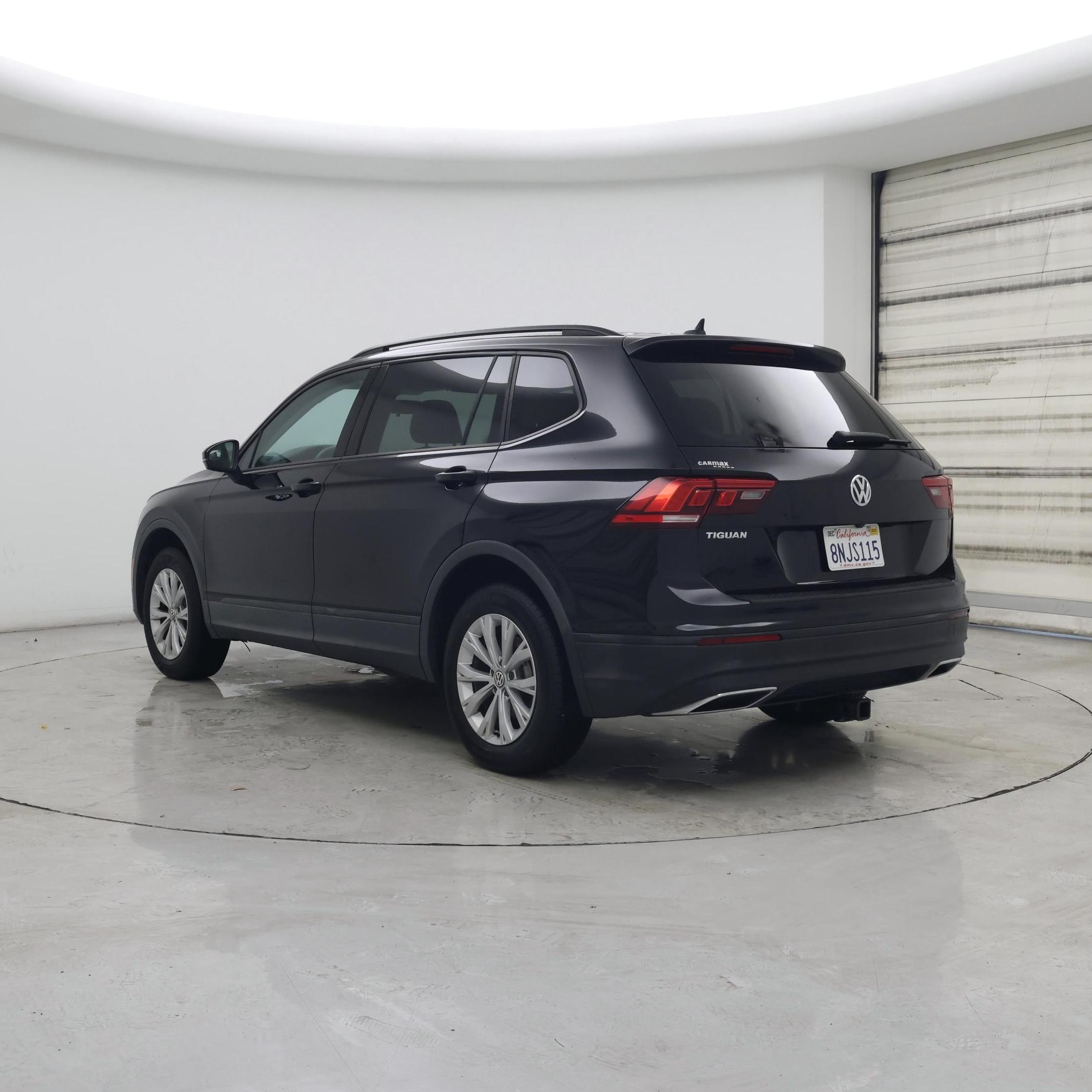 Thumbnail: 2020 Volkswagen Tiguan - 2