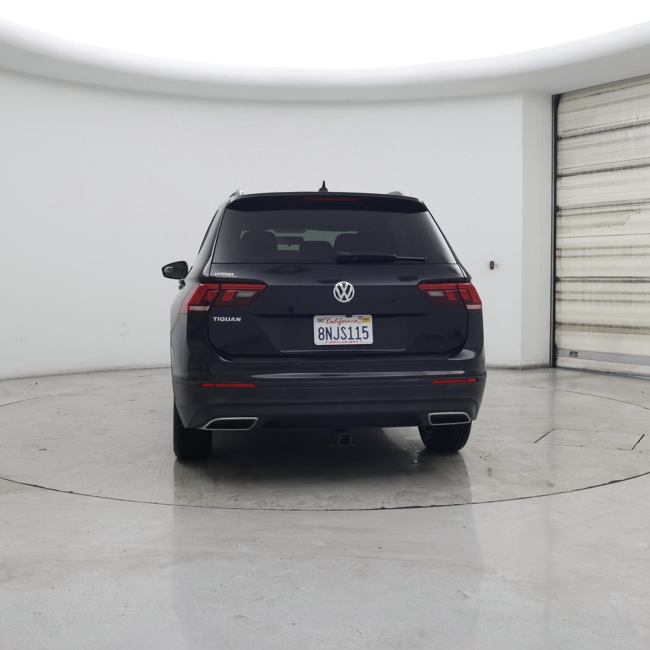 Thumbnail: 2020 Volkswagen Tiguan - 6