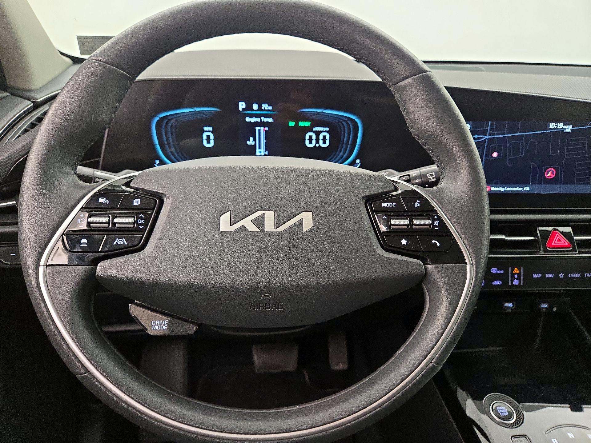 Thumbnail: 2023 Kia Niro - 10
