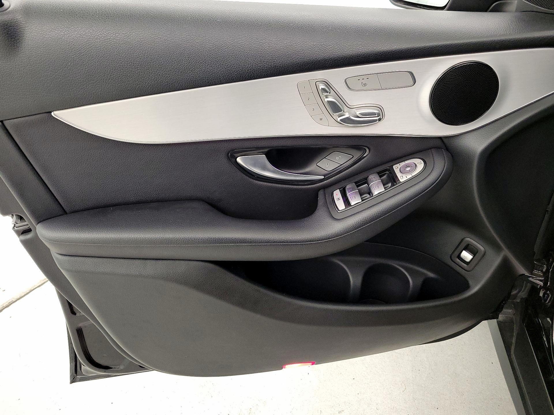 Thumbnail: 2021 Mercedes-Benz GLC - 12