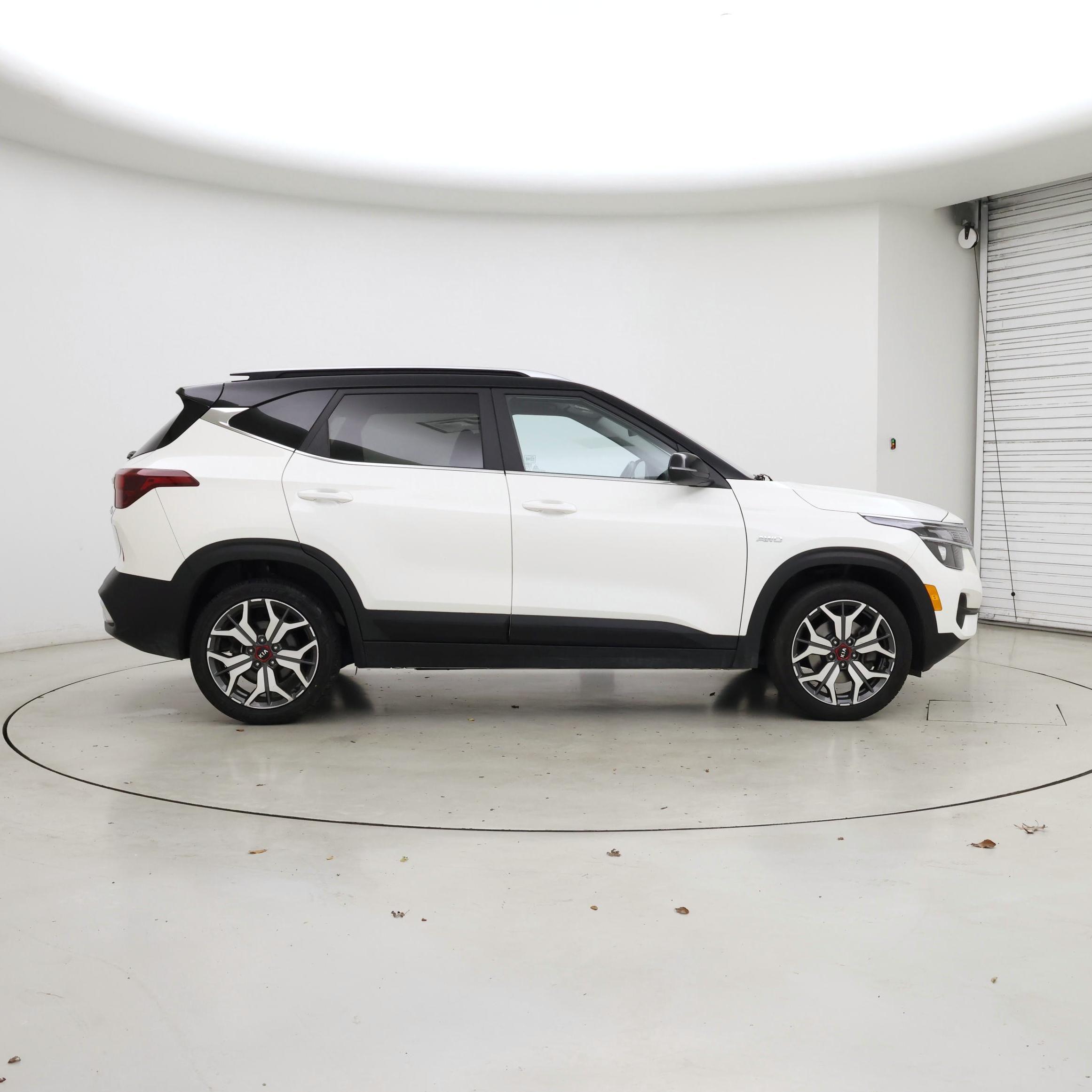 Thumbnail: 2021 Kia Seltos - 7