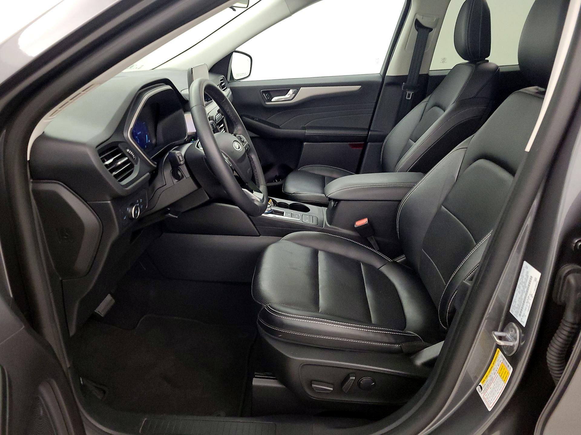 Thumbnail: 2022 Ford Escape - 11