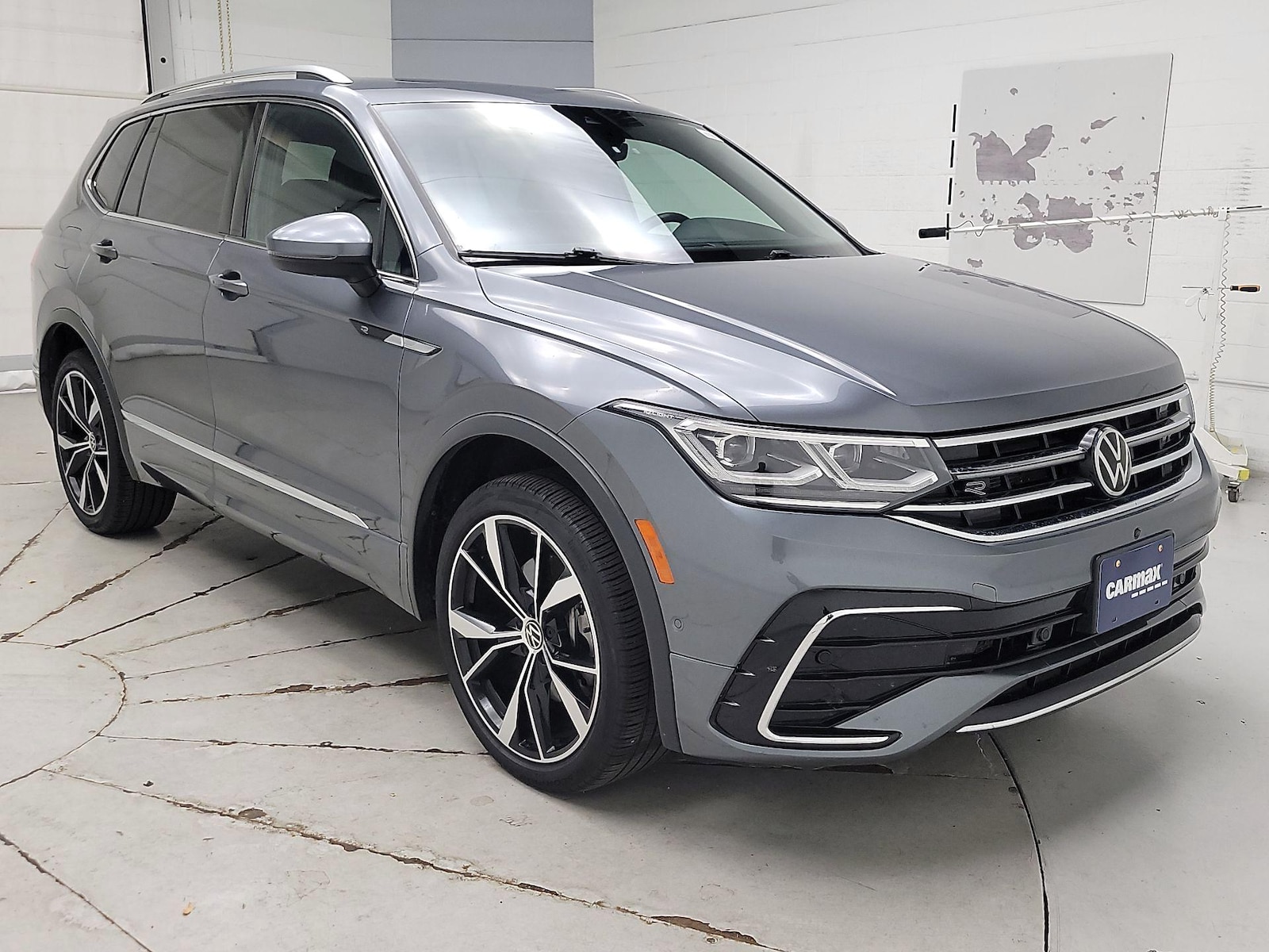 2022 Volkswagen Tiguan SEL R-LINE