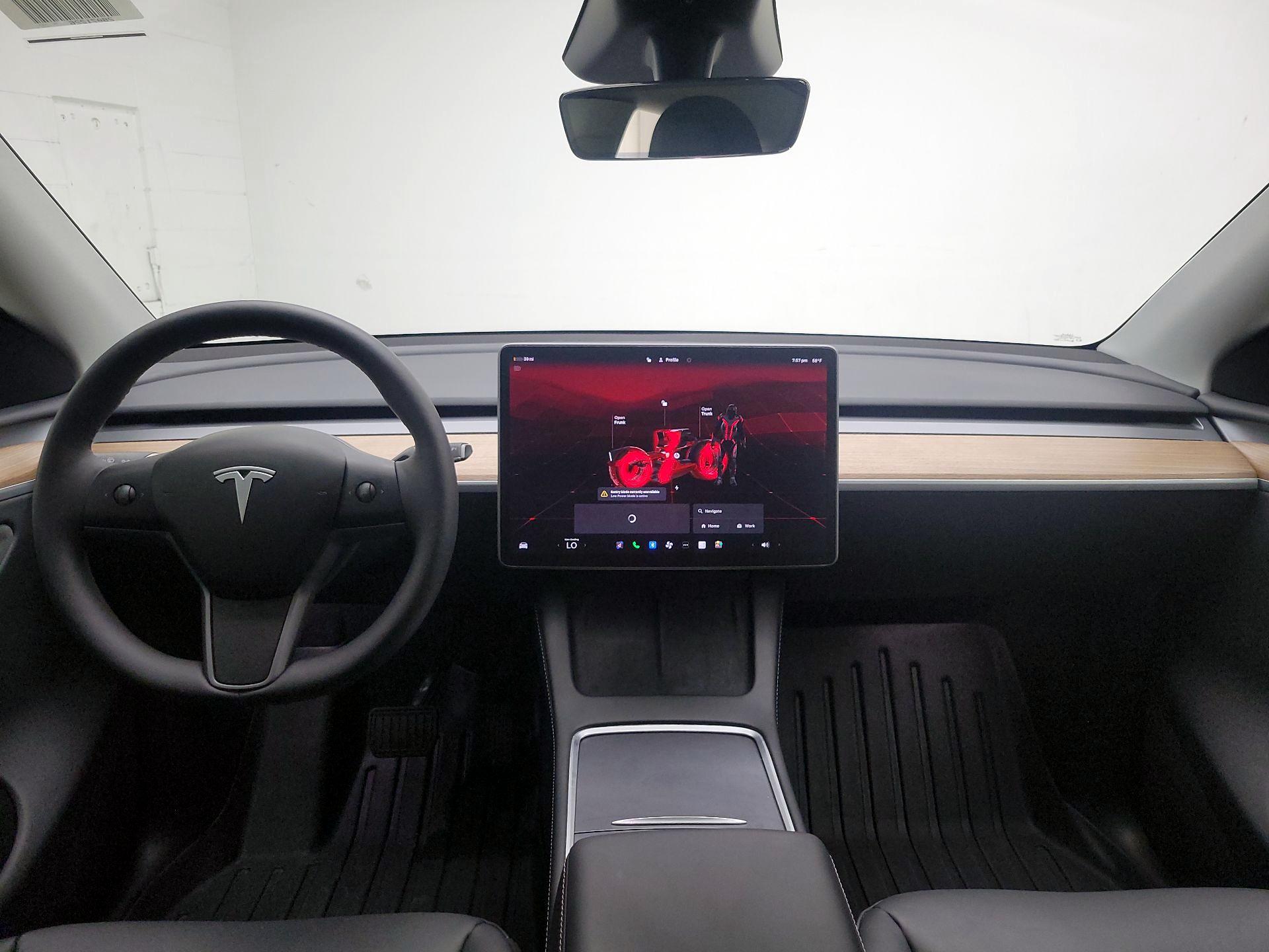 Thumbnail: 2024 Tesla Model Y - 8