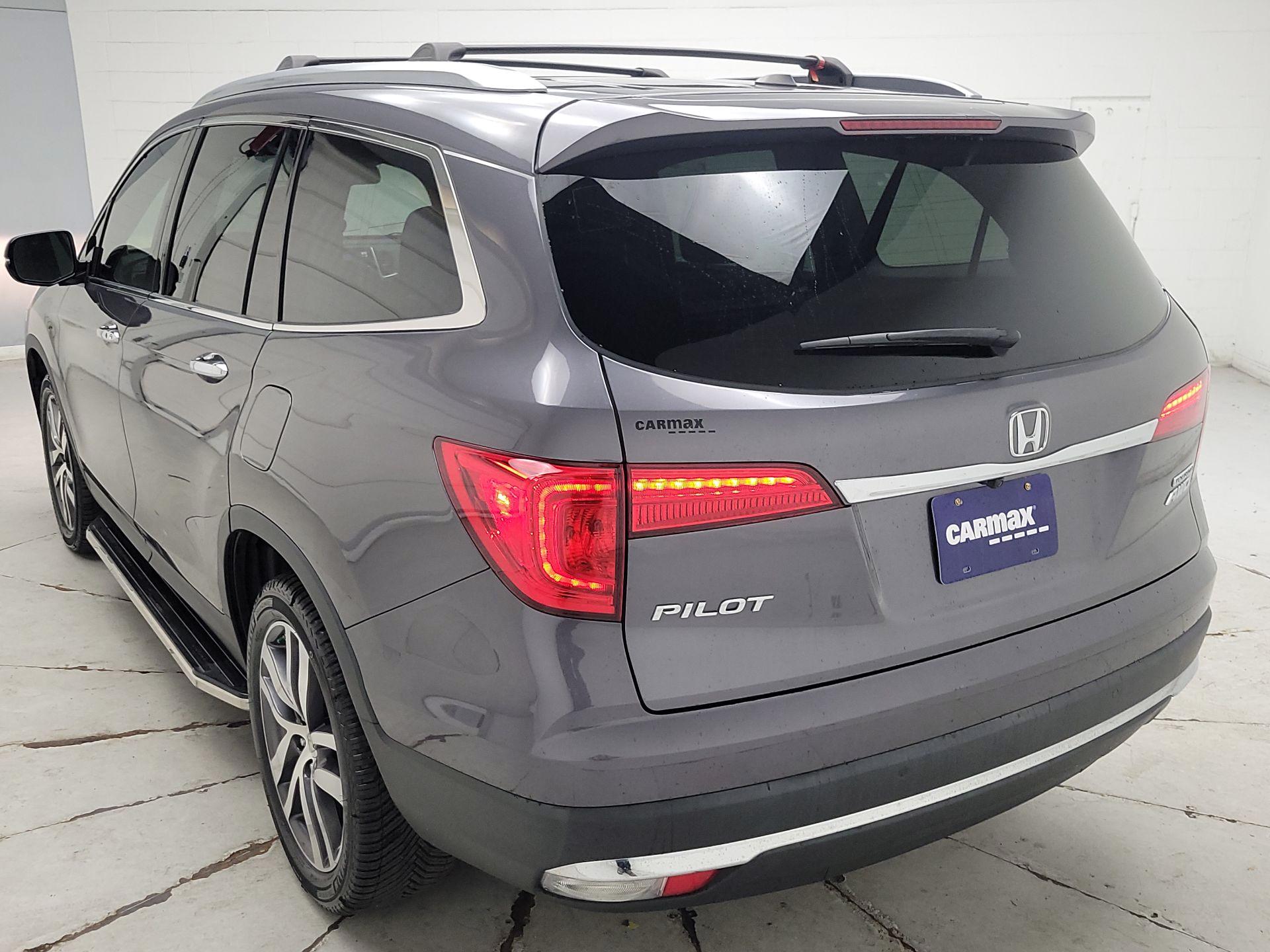 Thumbnail: 2018 Honda Pilot - 7