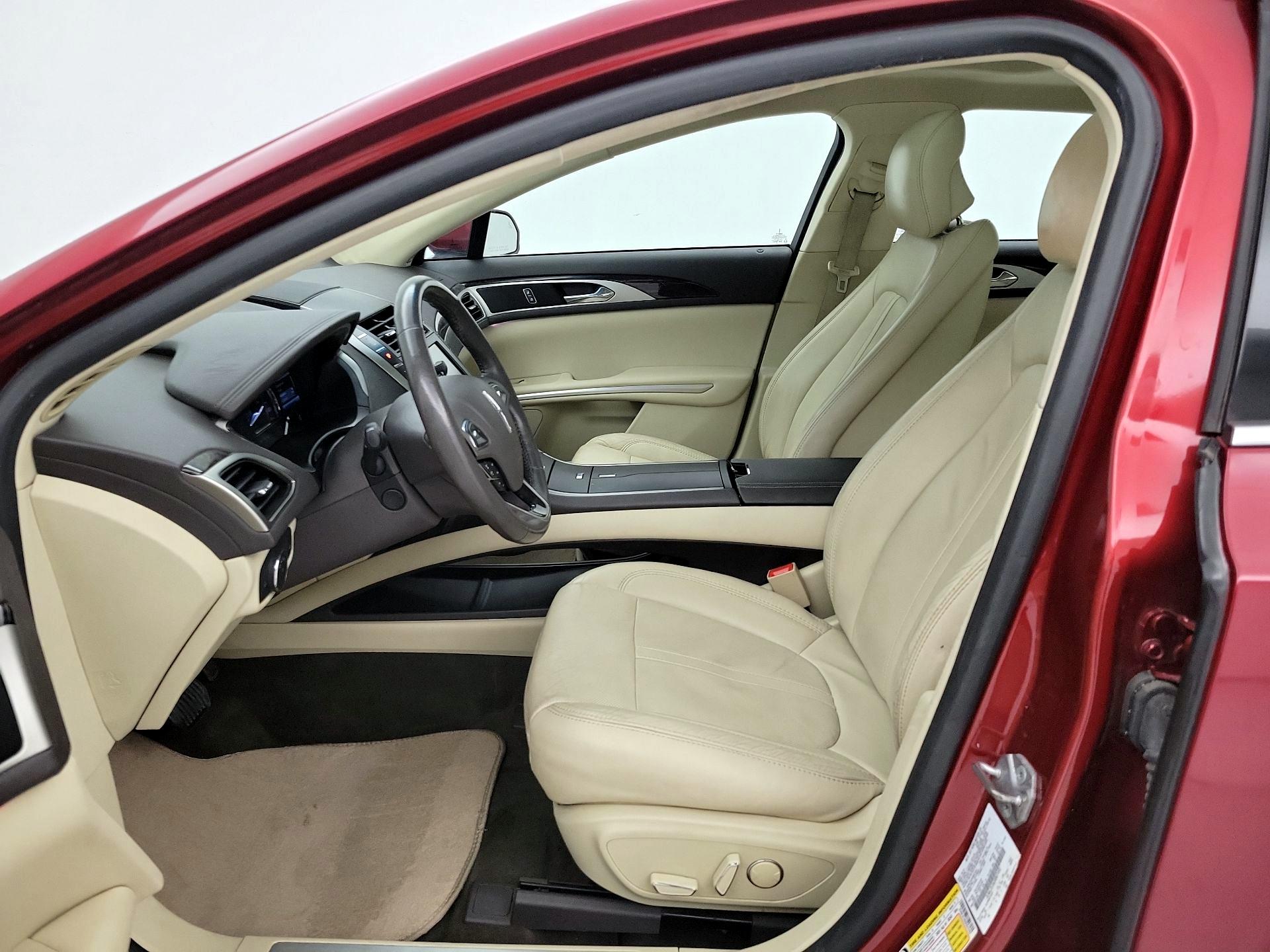 Thumbnail: 2014 Lincoln MKZ - 11