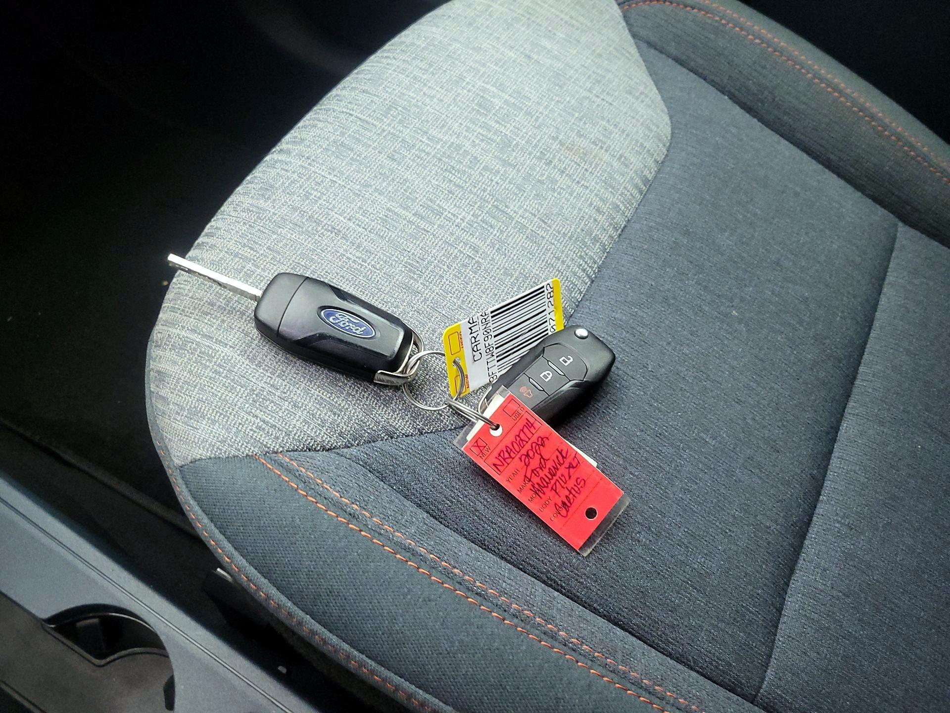 Thumbnail: 2022 Ford Maverick - 20