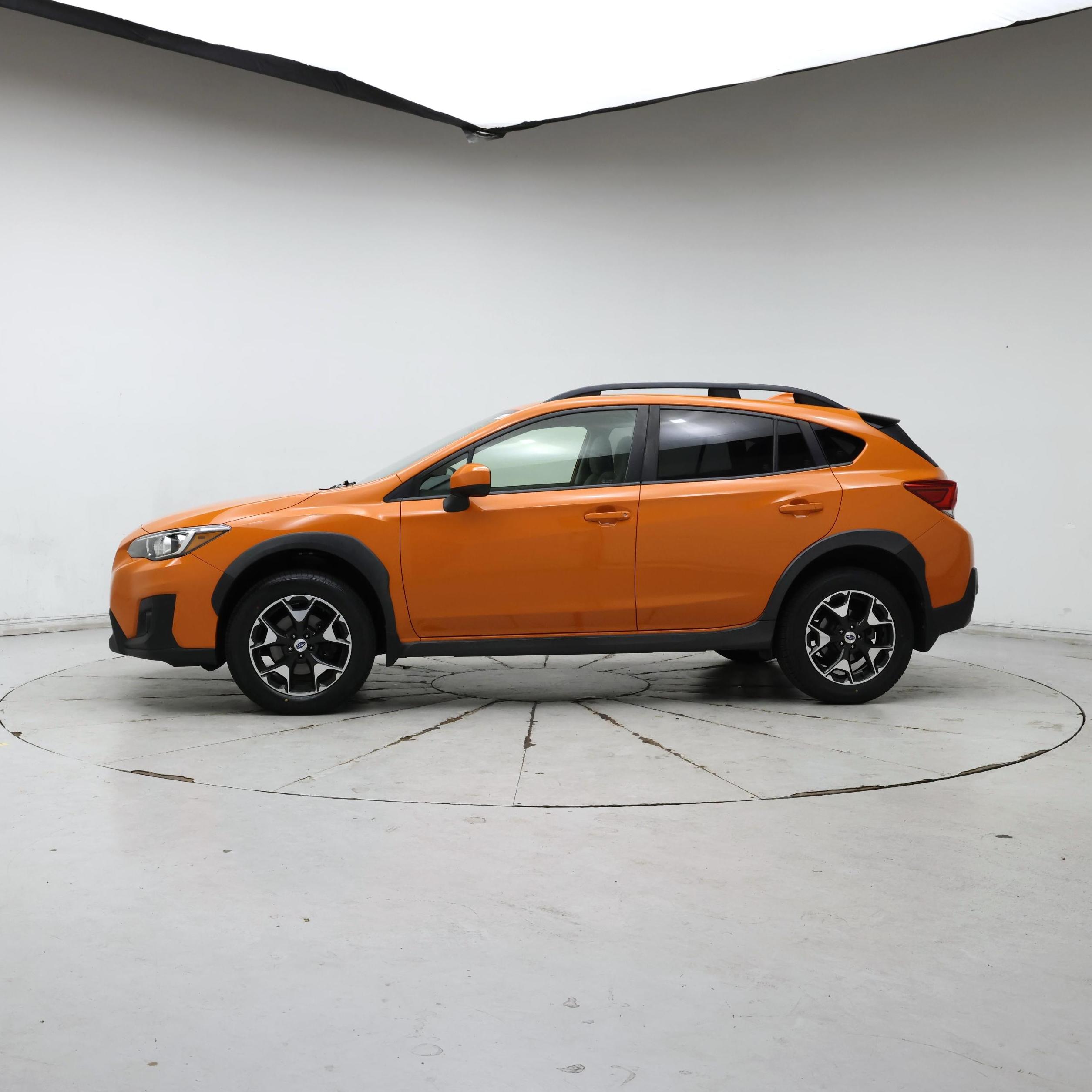 Thumbnail: 2018 Subaru Crosstrek - 3