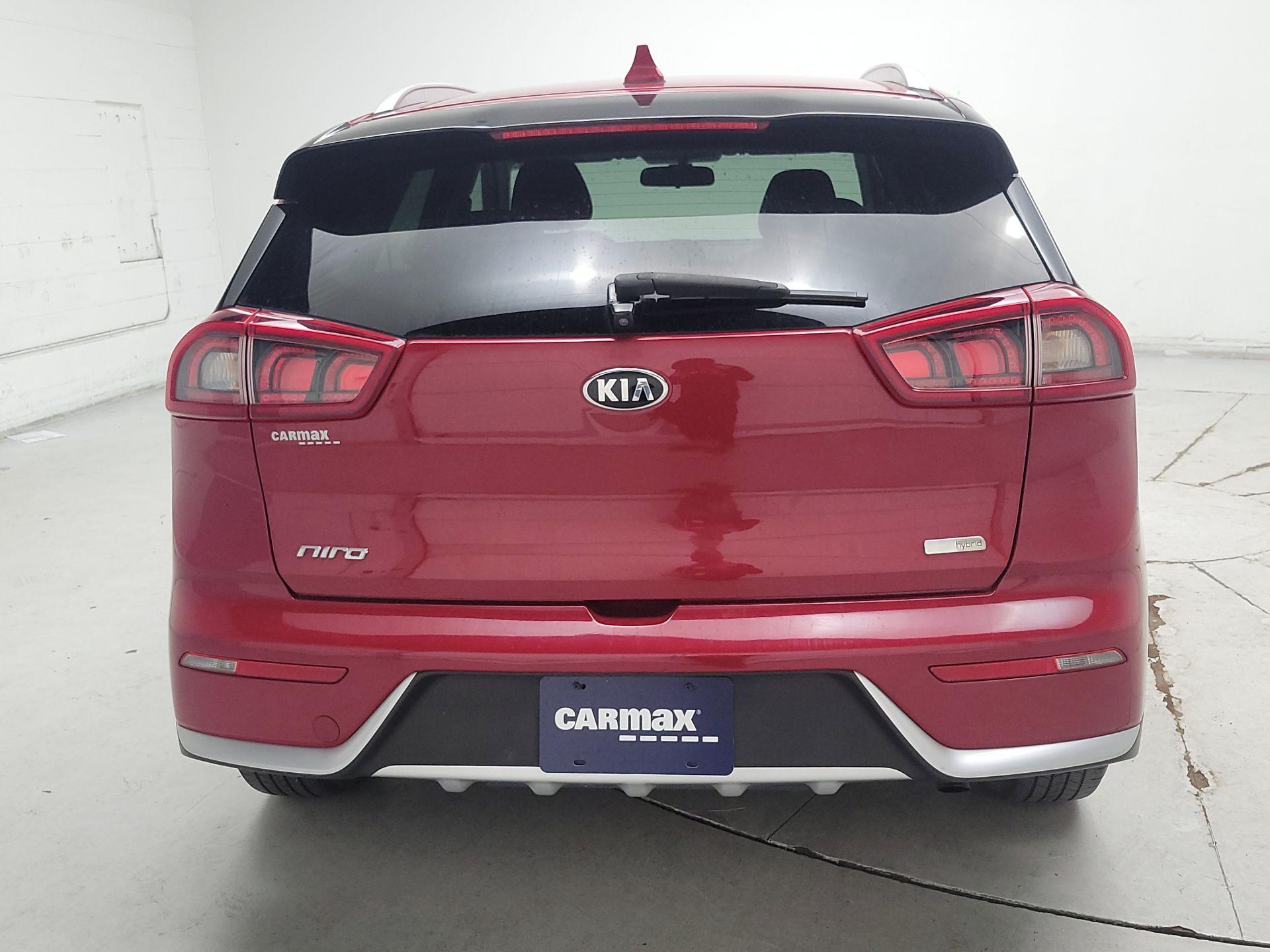 Thumbnail: 2017 Kia Niro - 6