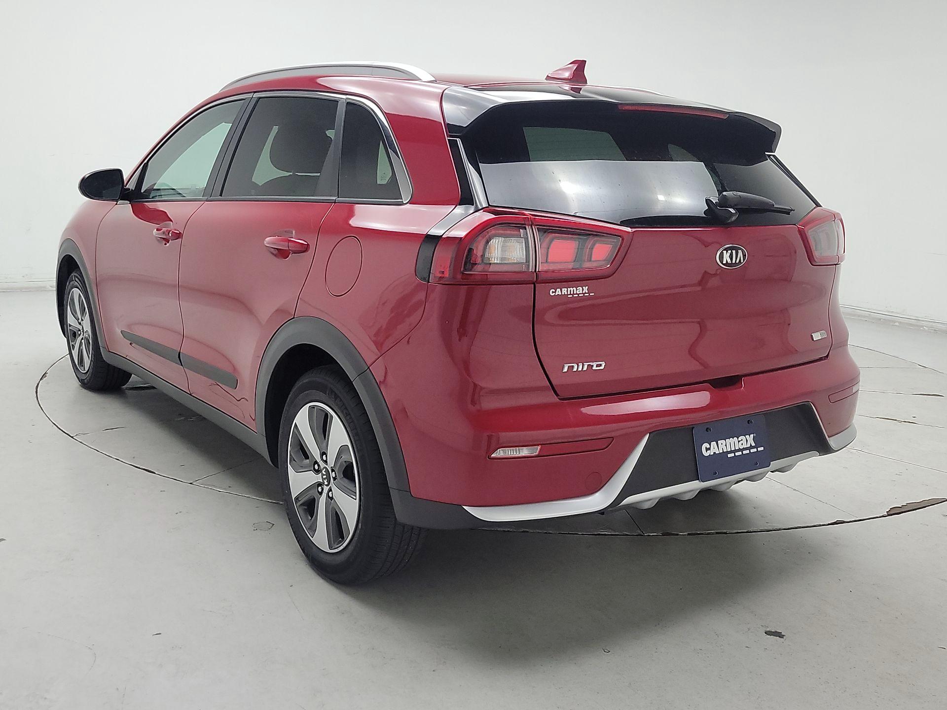 Thumbnail: 2017 Kia Niro - 7