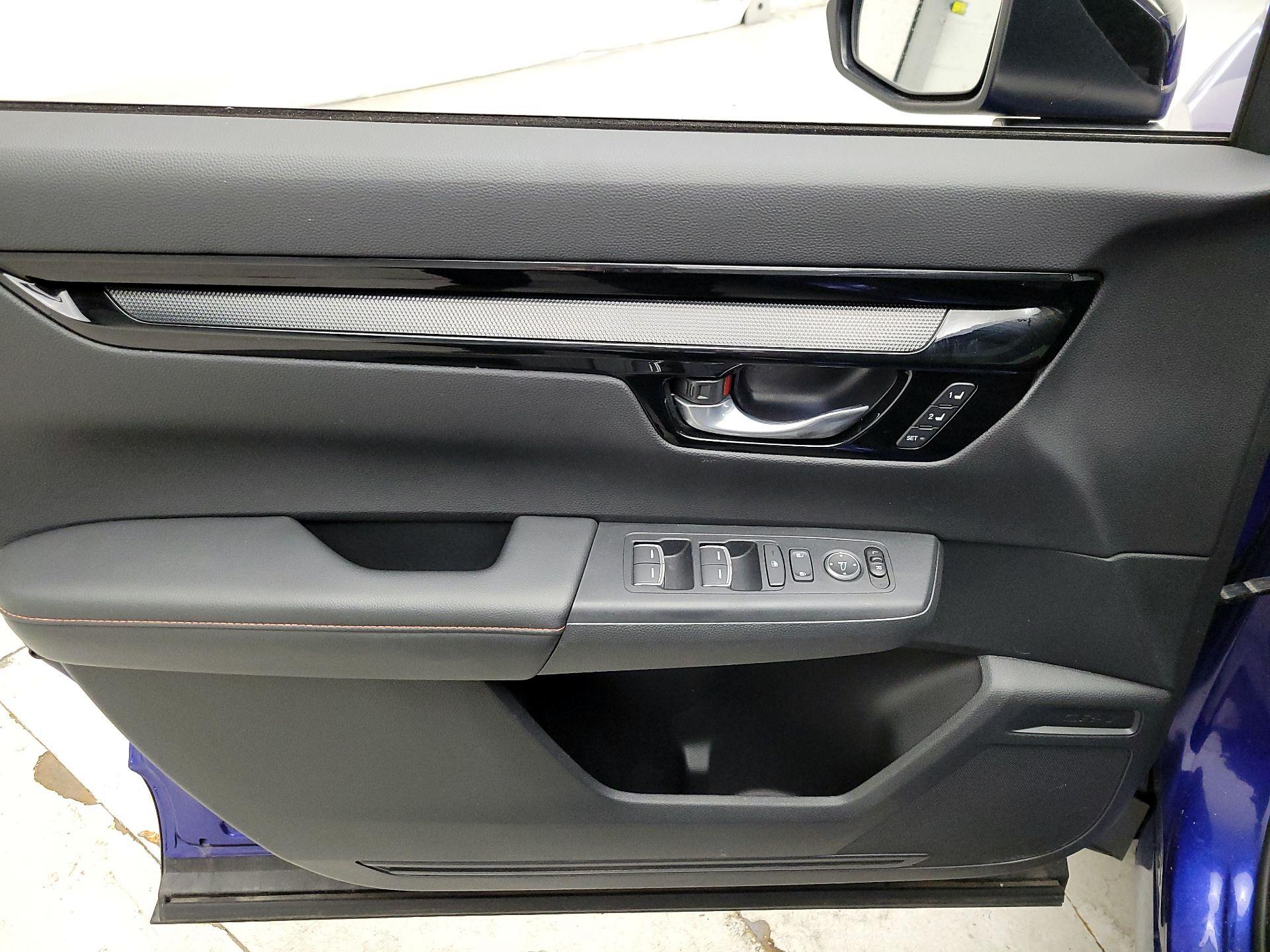 Thumbnail: 2023 Honda CR-V - 10