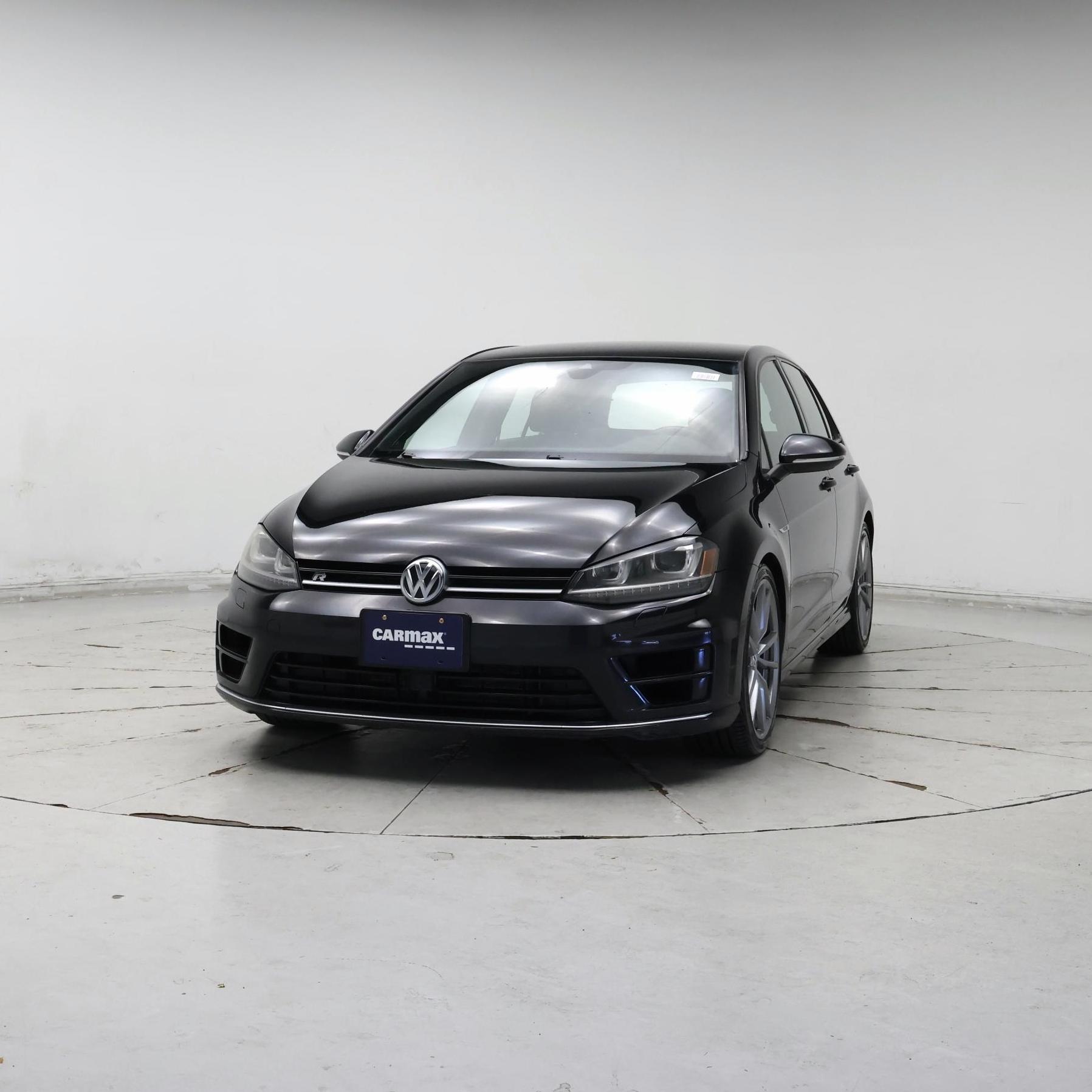 Thumbnail: 2017 Volkswagen Golf - 4