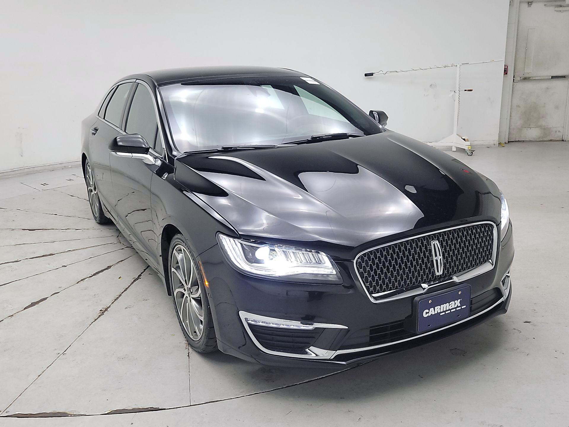 Thumbnail: 2017 Lincoln MKZ - 1