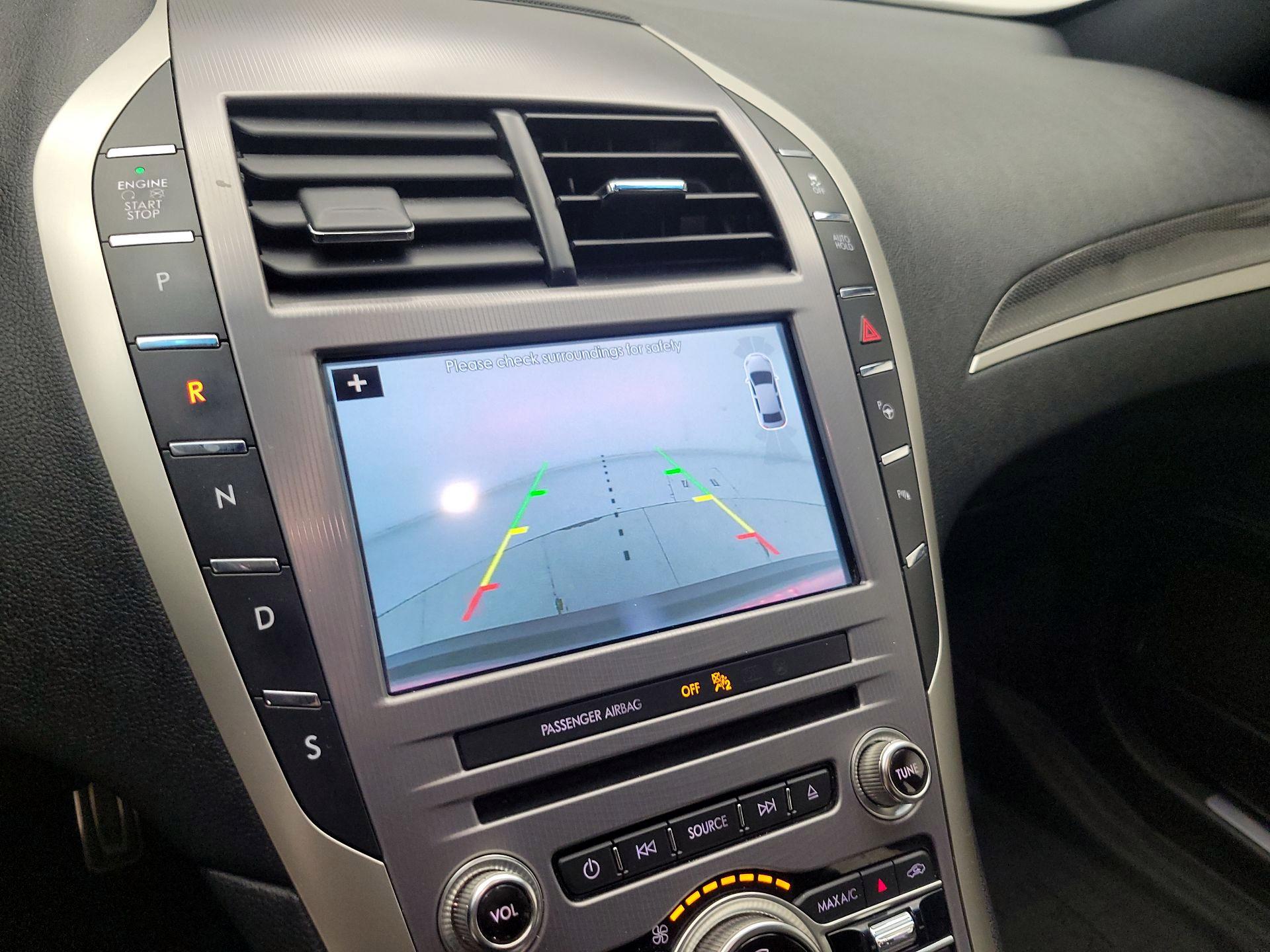 Thumbnail: 2017 Lincoln MKZ - 13