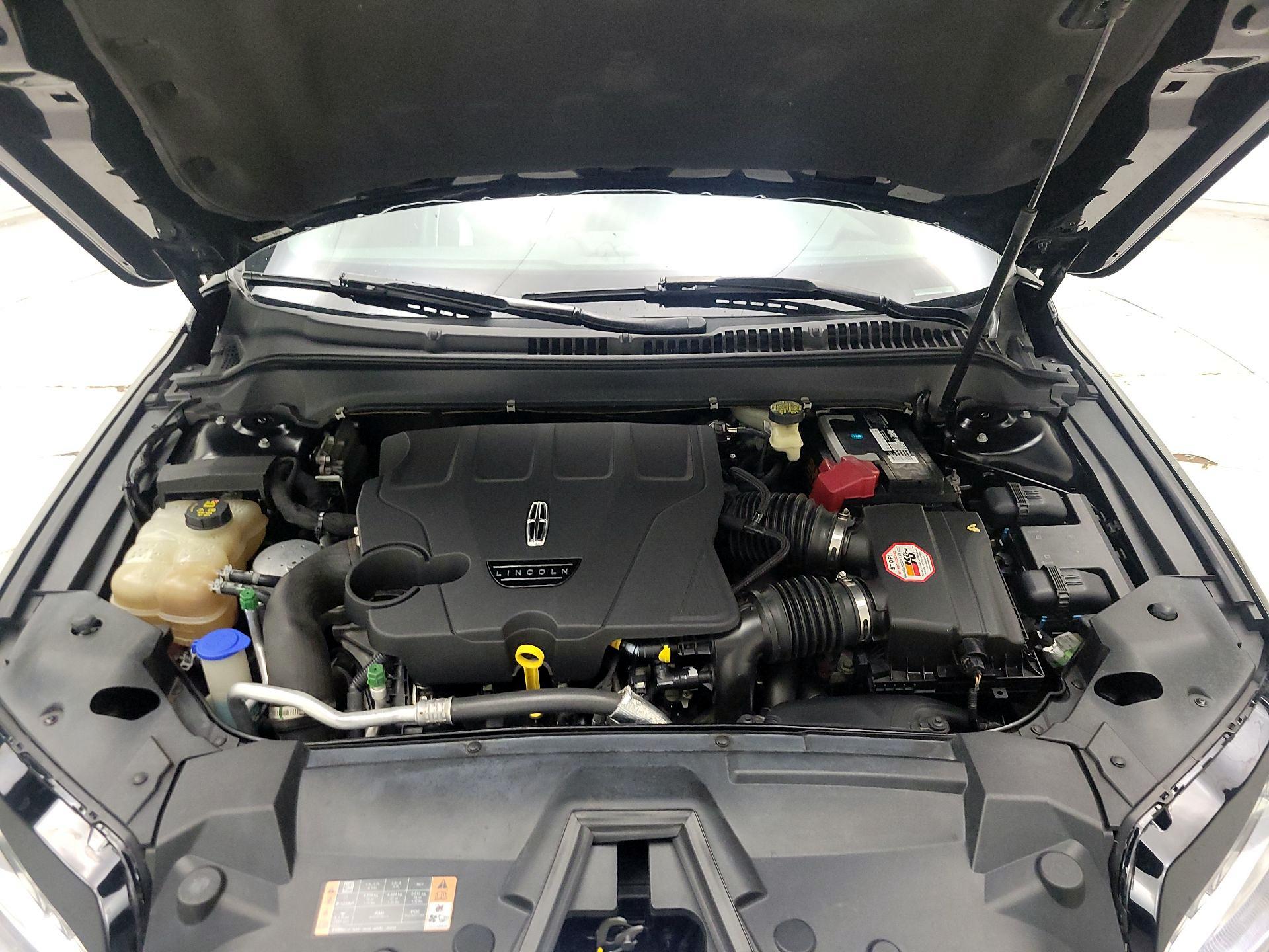 Thumbnail: 2017 Lincoln MKZ - 20