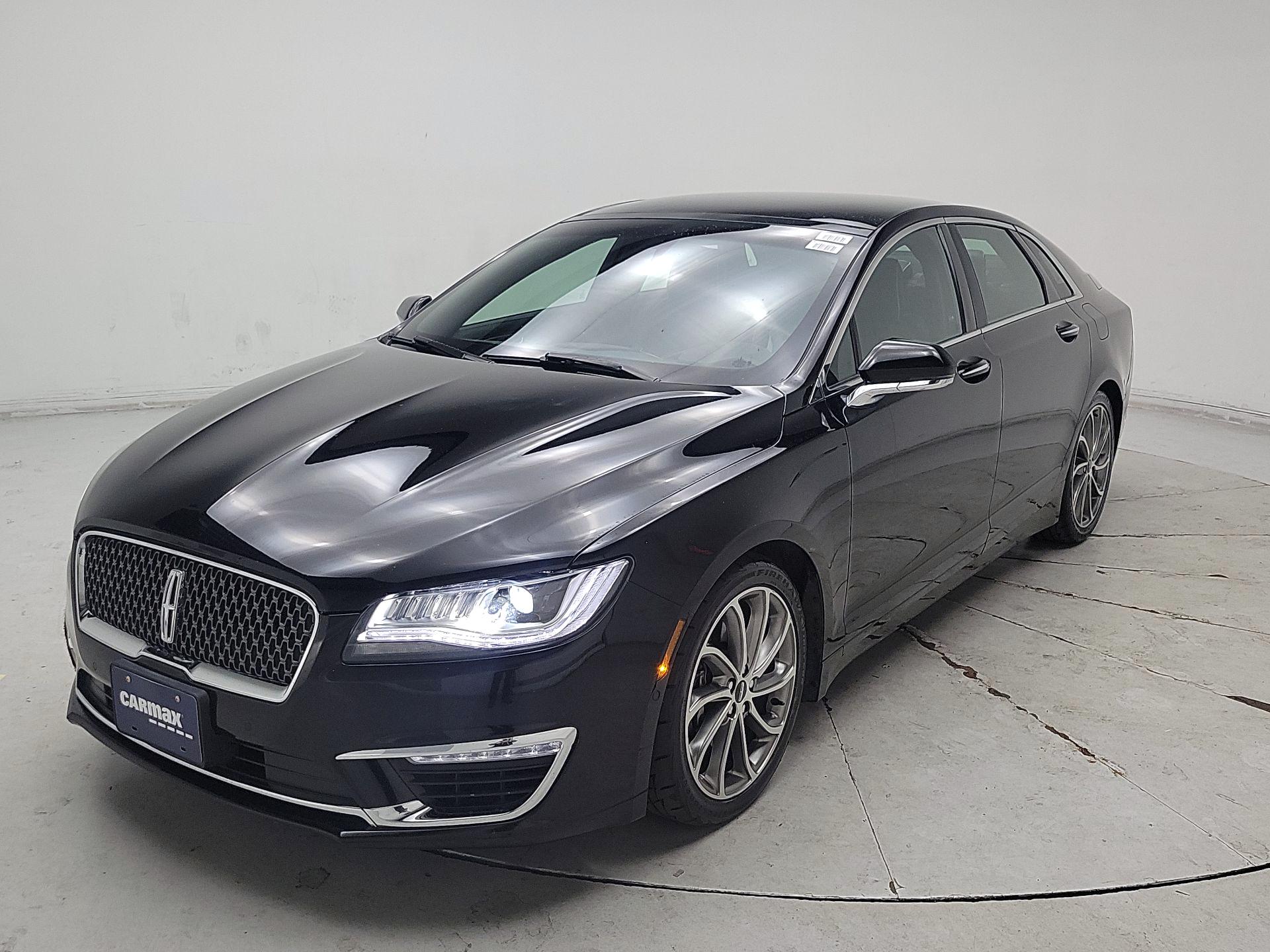 Thumbnail: 2017 Lincoln MKZ - 3