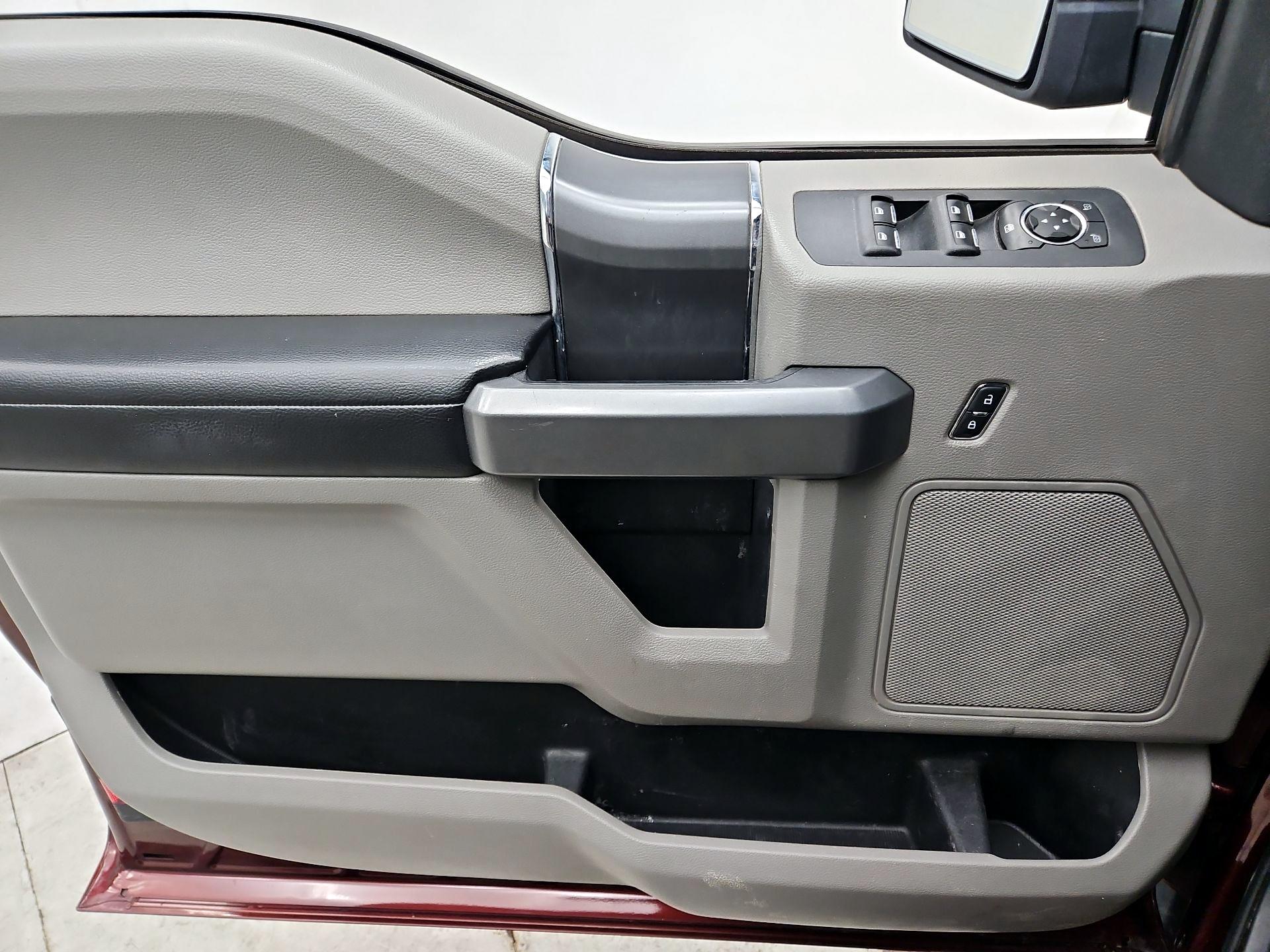 Thumbnail: 2016 Ford F-150 - 12