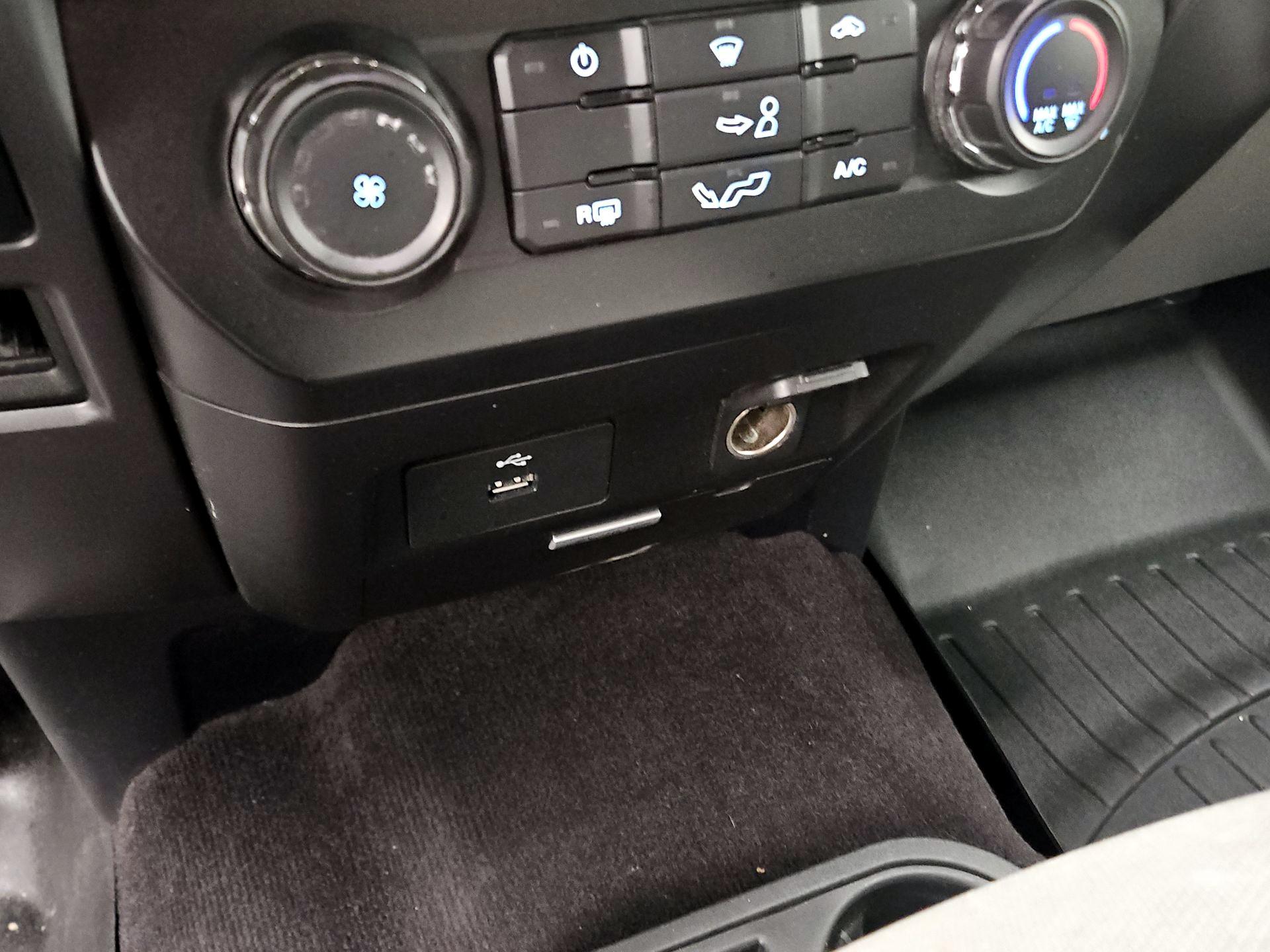 Thumbnail: 2016 Ford F-150 - 18