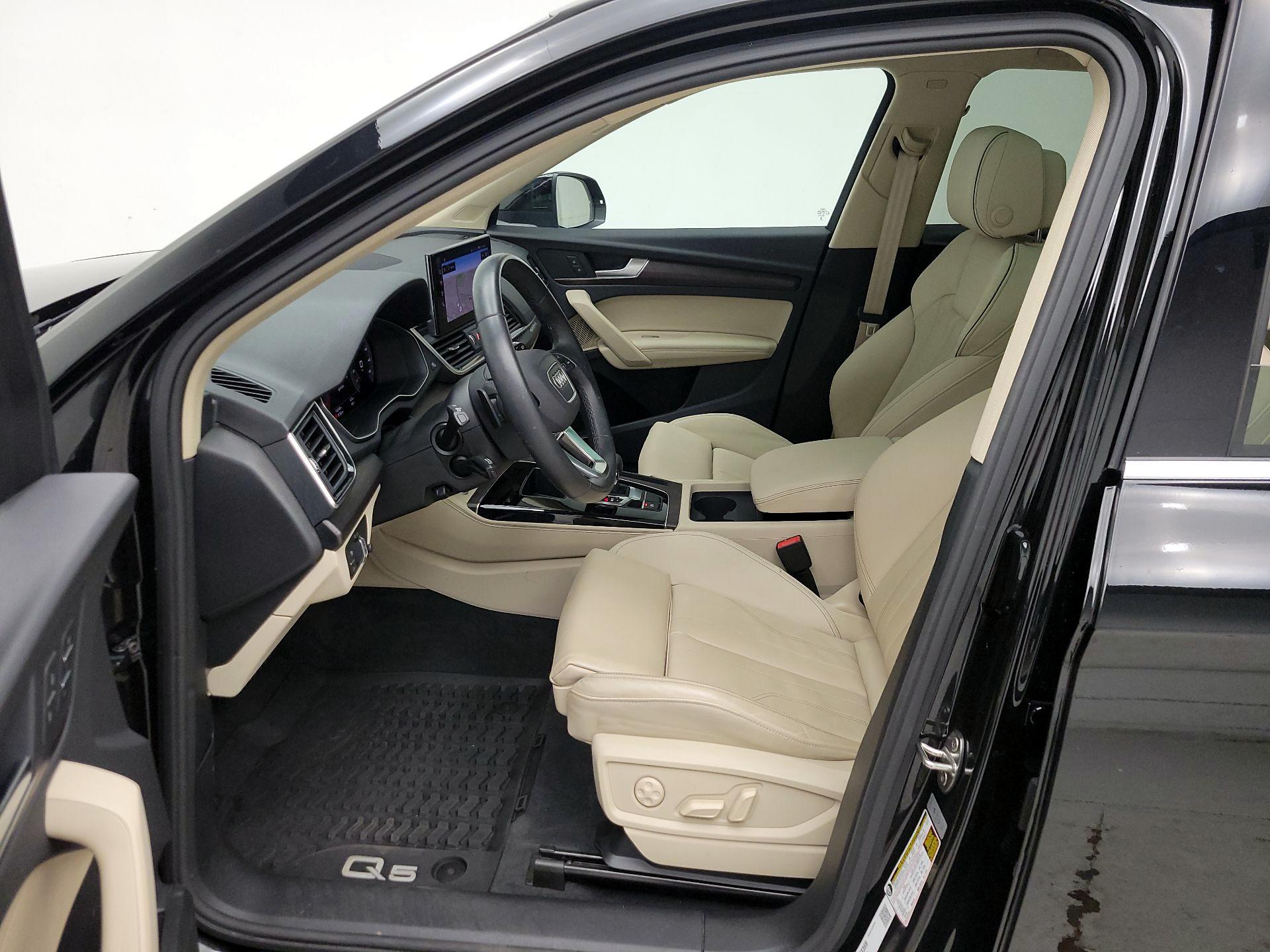 Thumbnail: 2024 Audi Q5 - 11