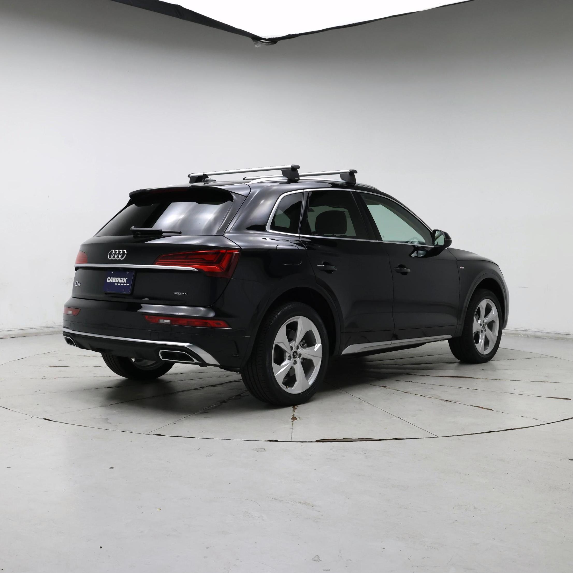 Thumbnail: 2024 Audi Q5 - 8